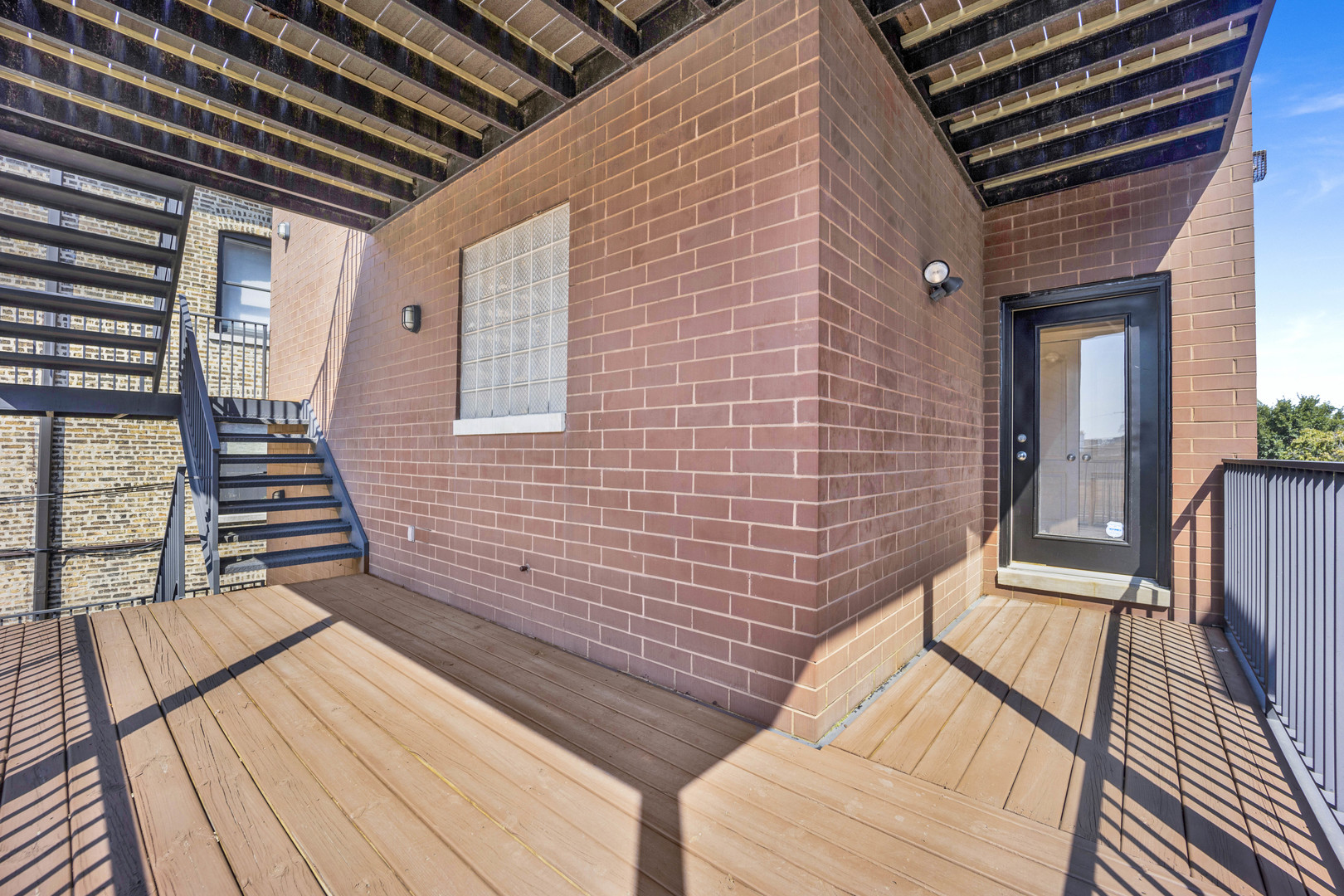 1131 W Grace Street Unit: 2