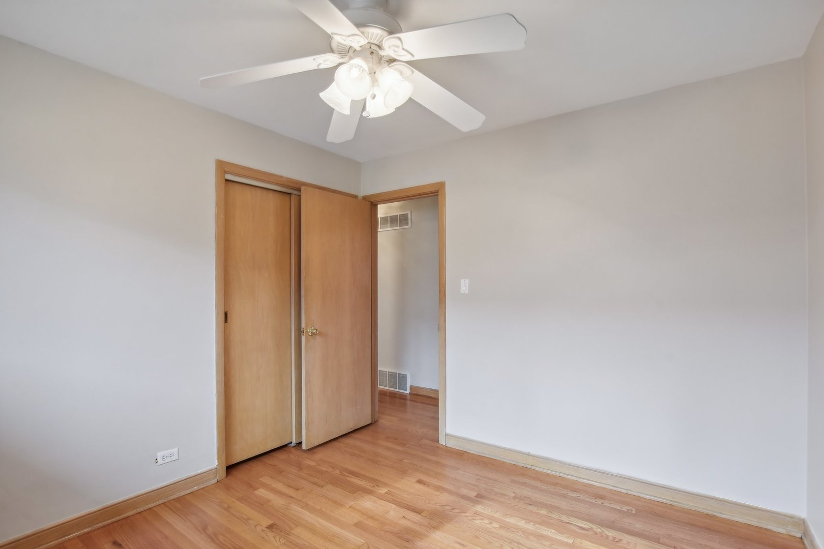 8553 W Saint Joseph Avenue