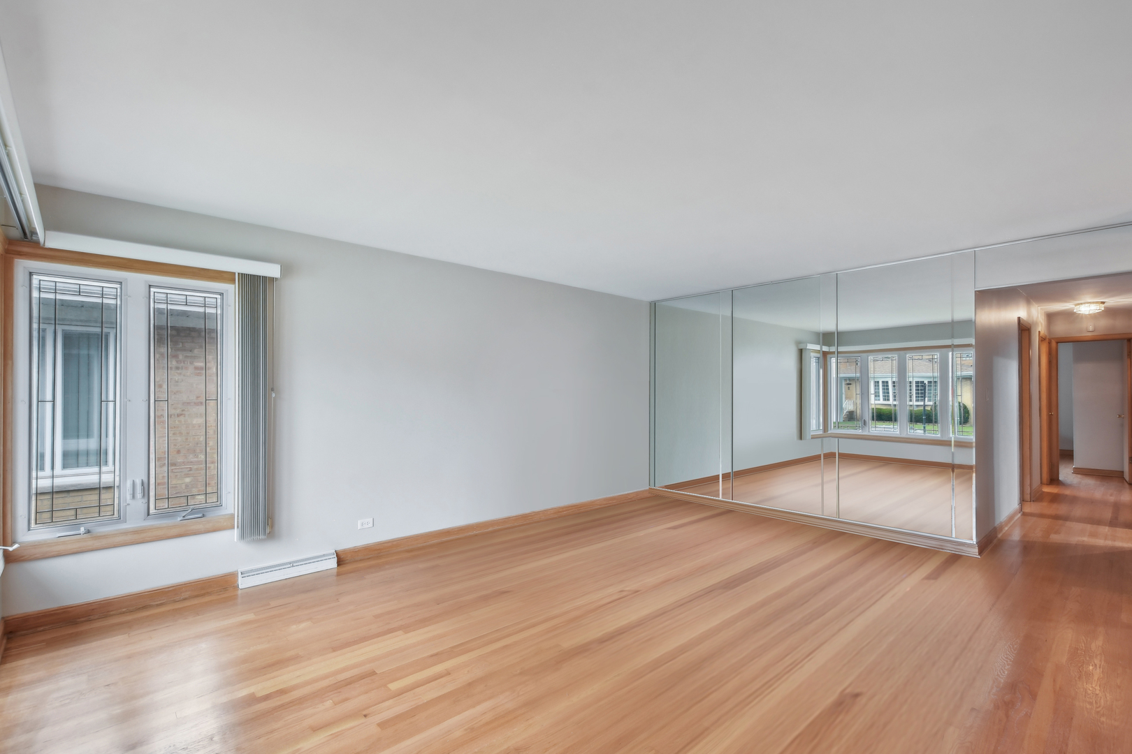 8553 W Saint Joseph Avenue