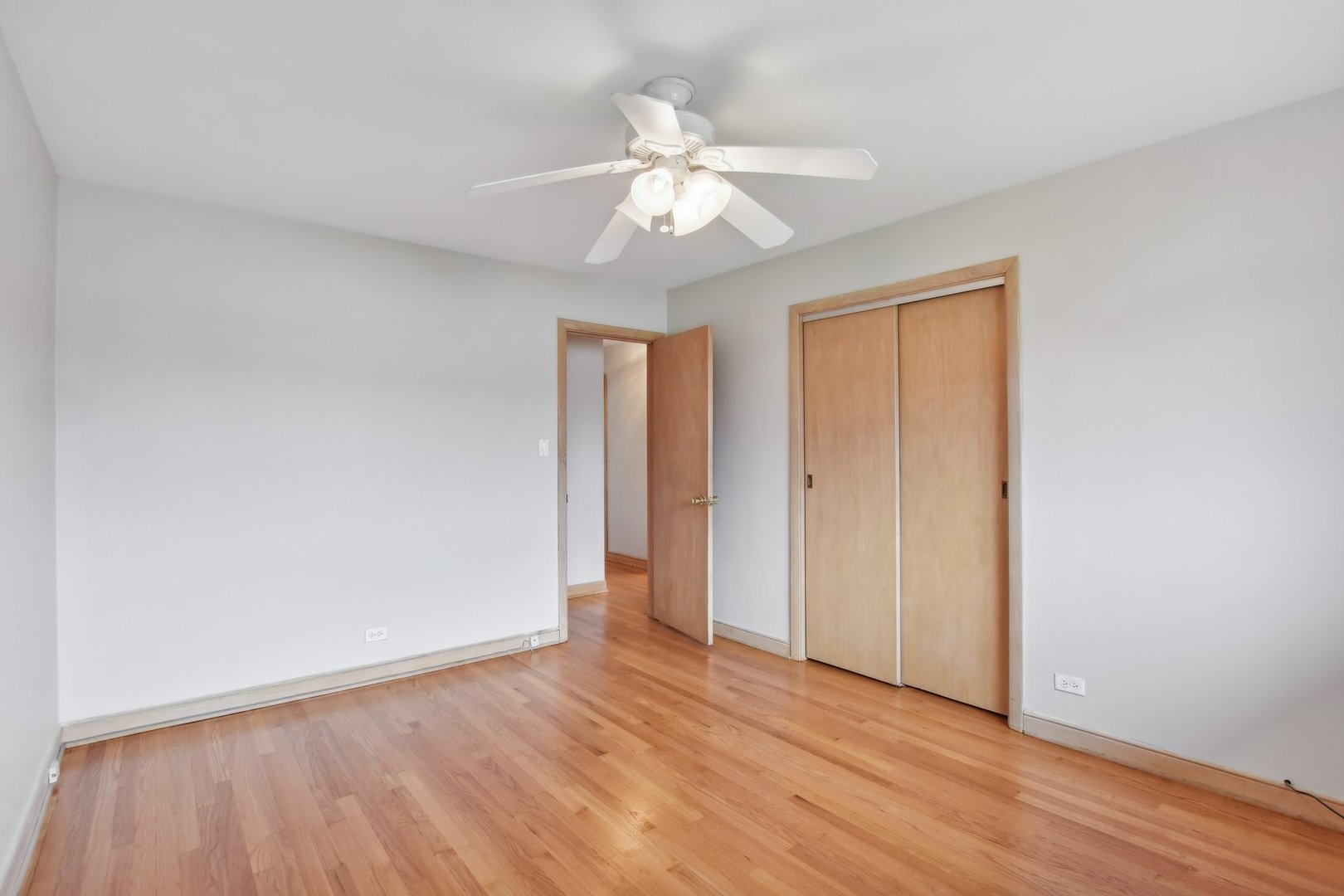 8553 W Saint Joseph Avenue