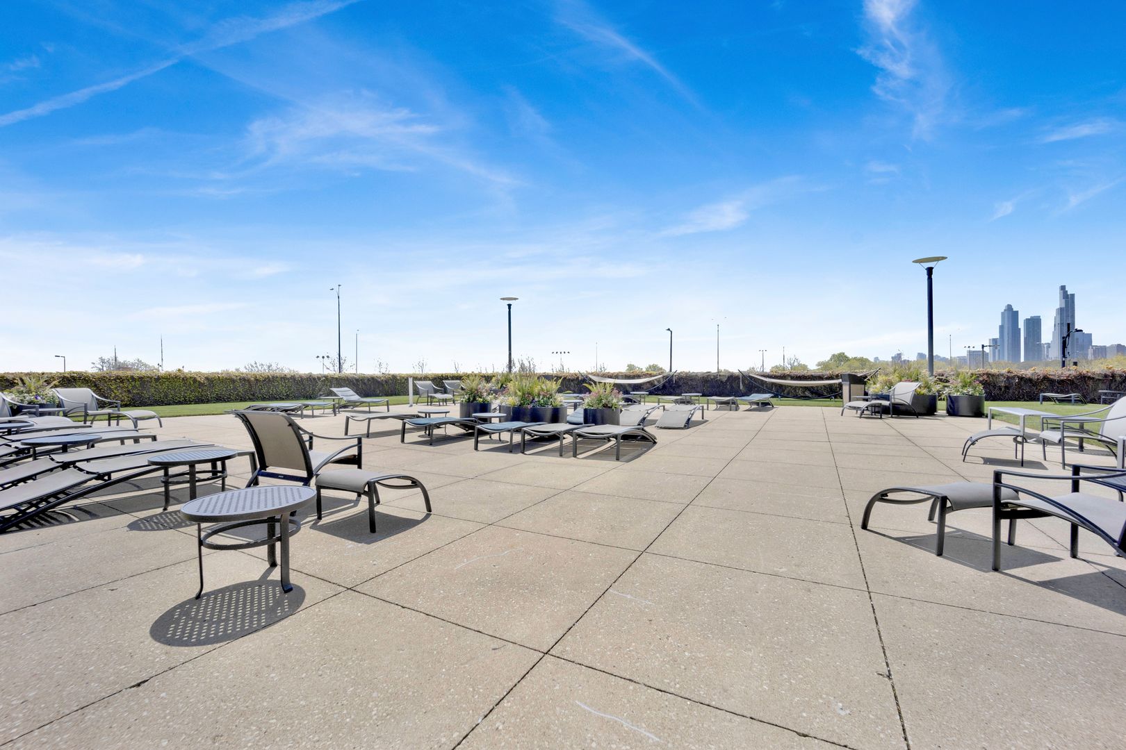 155 N Harbor Drive Unit: 2106-07