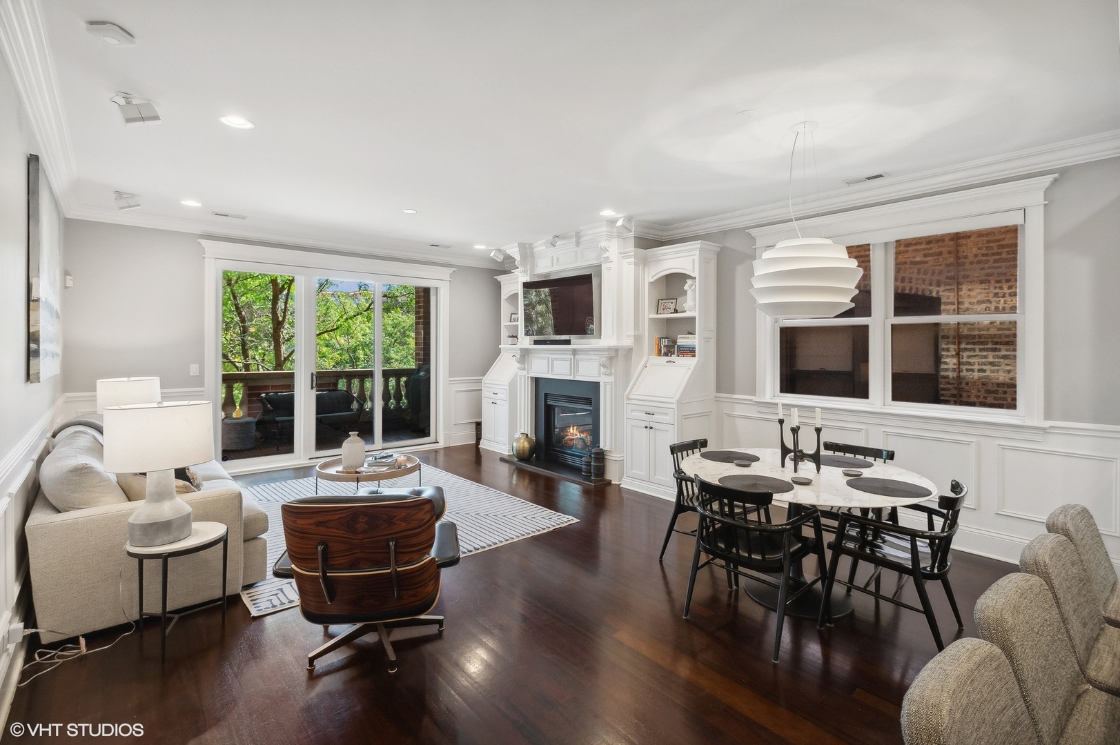 5254 N ASHLAND Avenue Unit: 2S