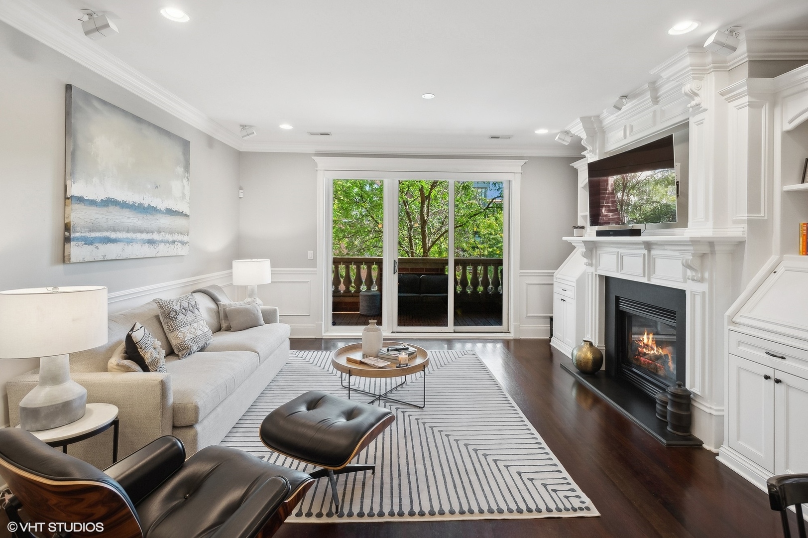 5254 N ASHLAND Avenue Unit: 2S