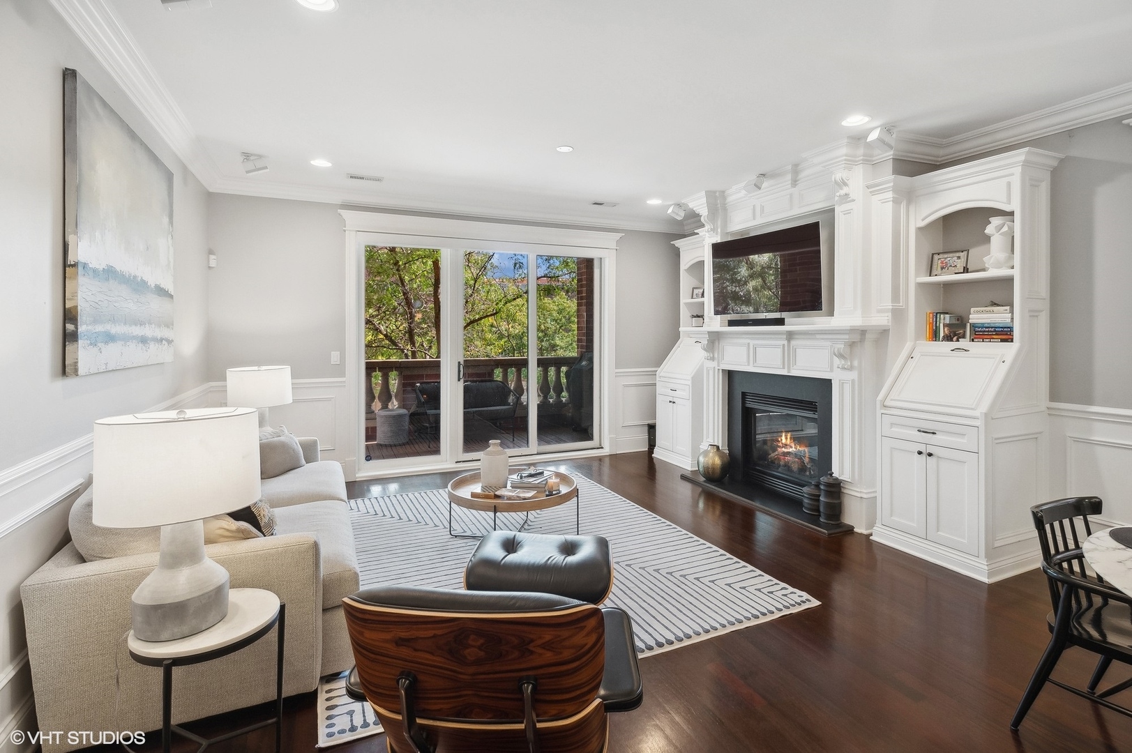 5254 N ASHLAND Avenue Unit: 2S