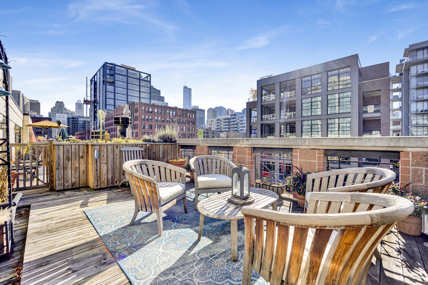 352 W Huron Street Unit: B