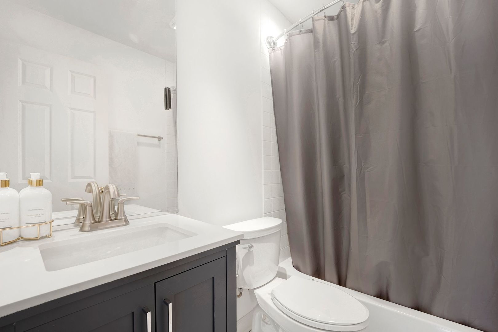352 W Huron Street Unit: B