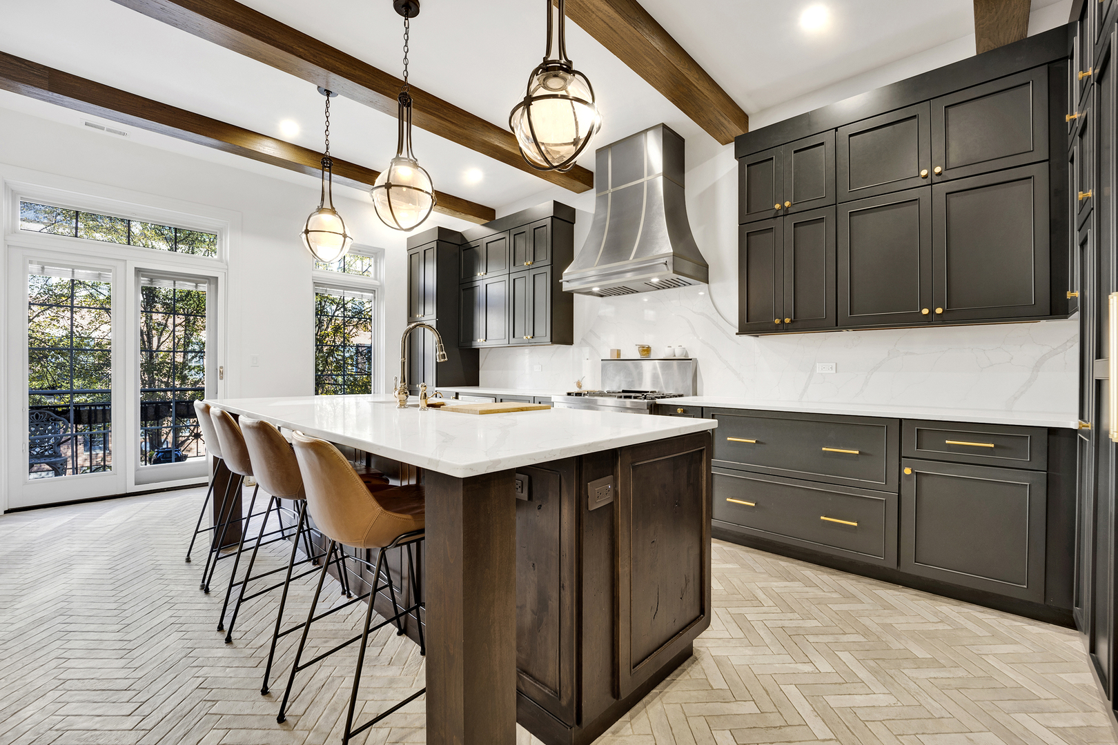 352 W Huron Street Unit: B
