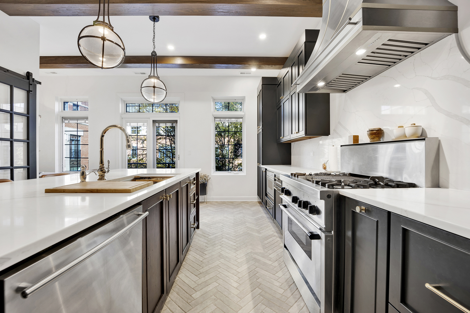 352 W Huron Street Unit: B