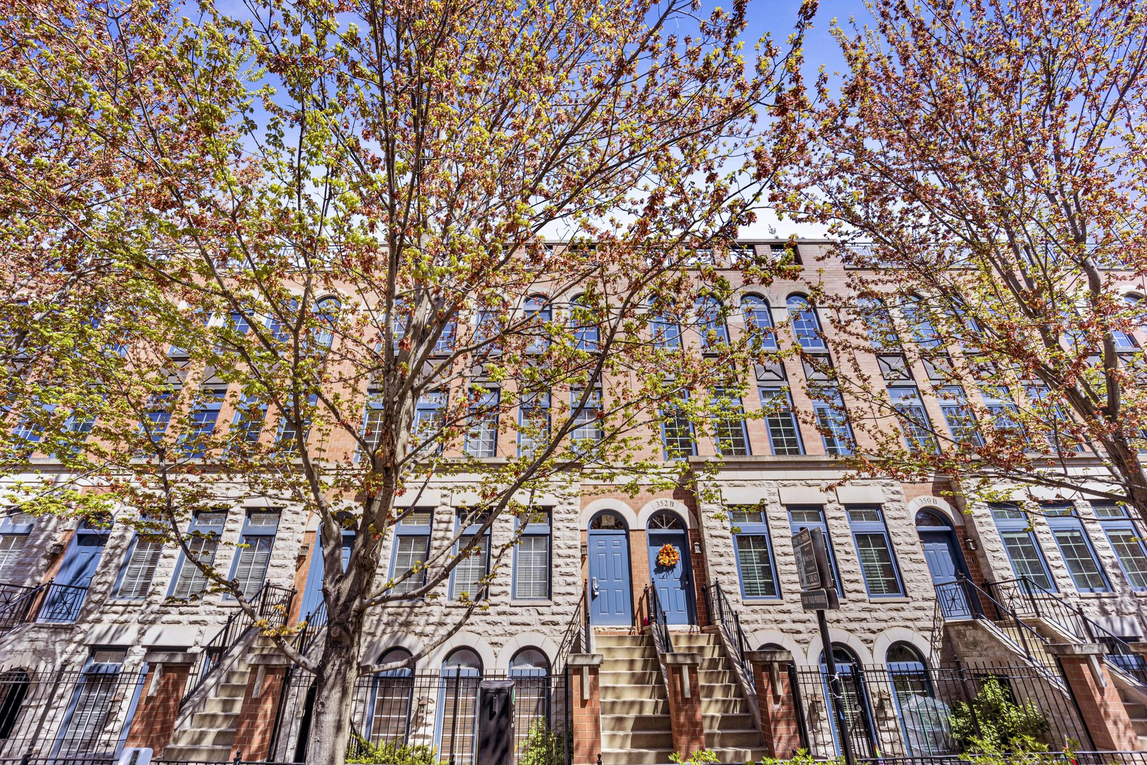 352 W Huron Street Unit: B