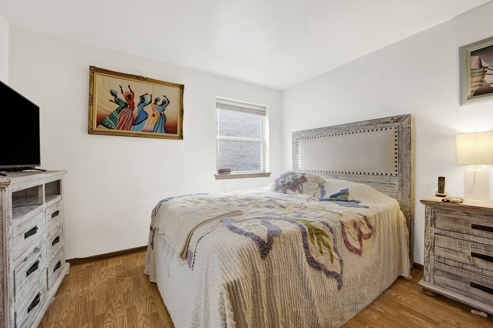 127 S Bell Avenue