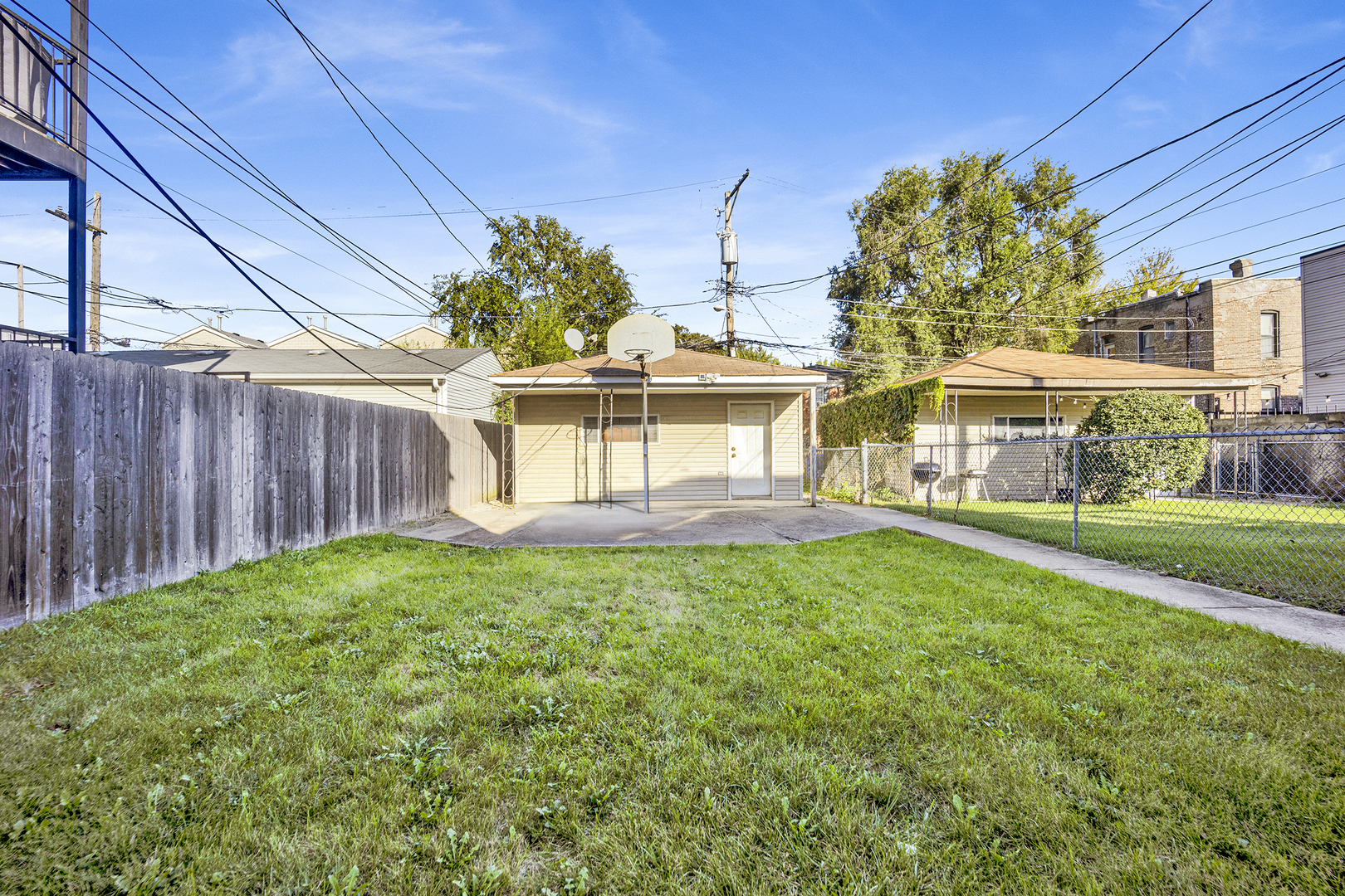 127 S Bell Avenue