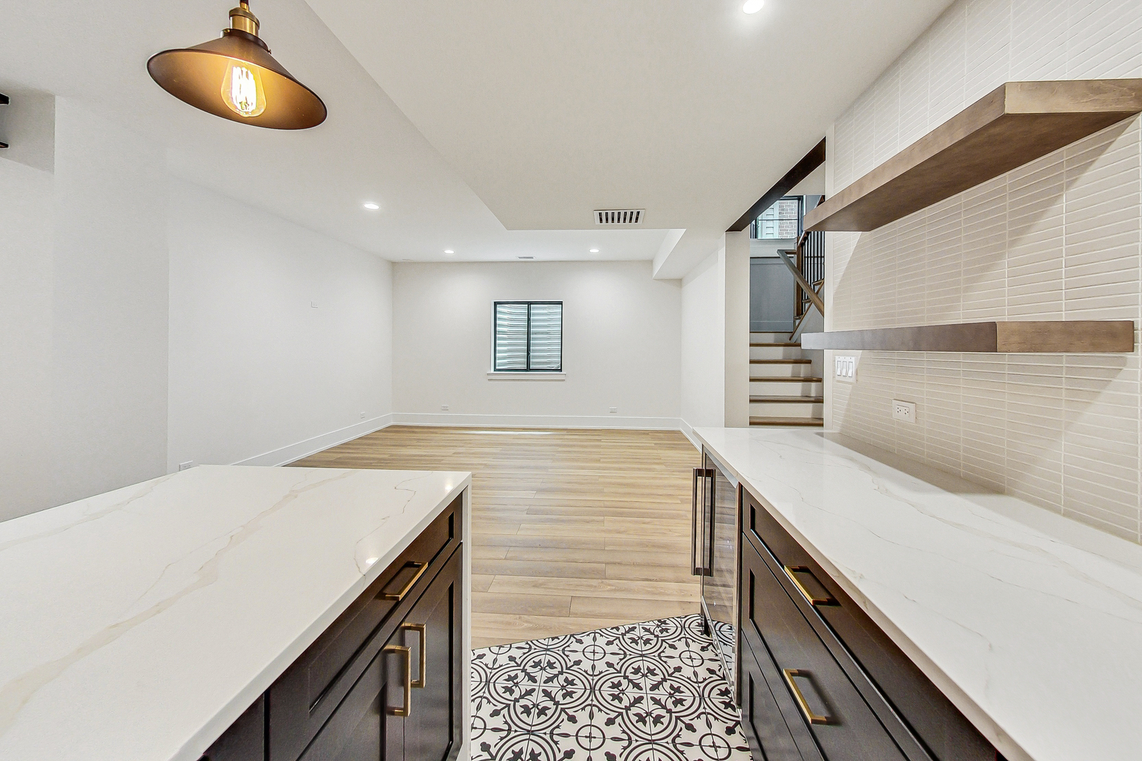 615 S Fern Avenue