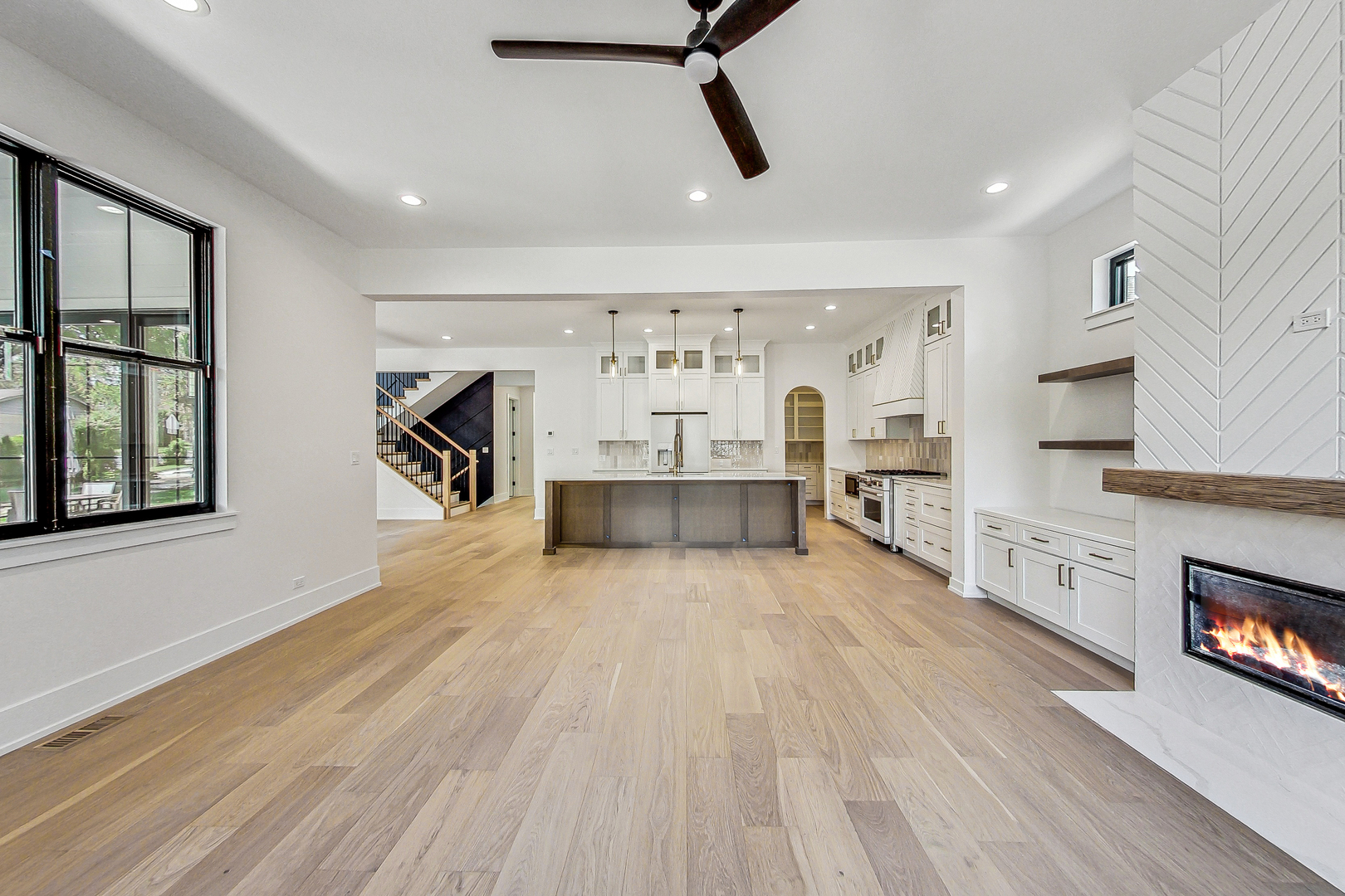 615 S Fern Avenue