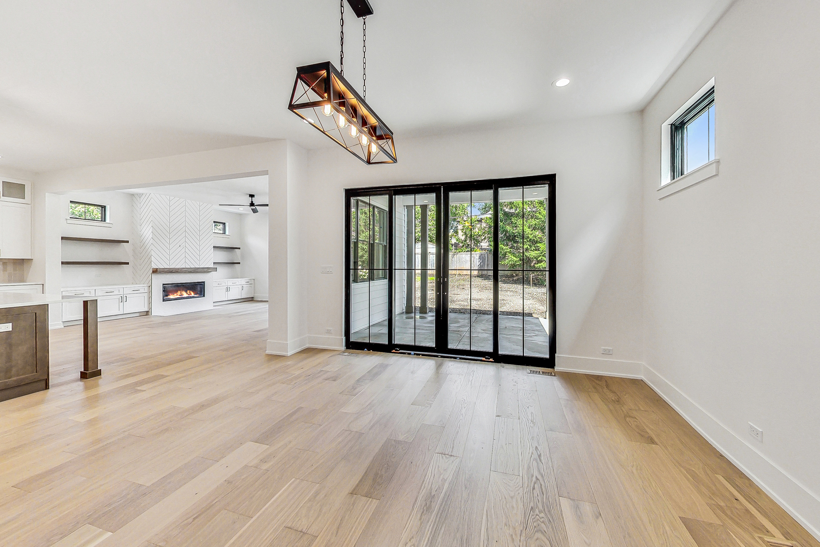 615 S Fern Avenue