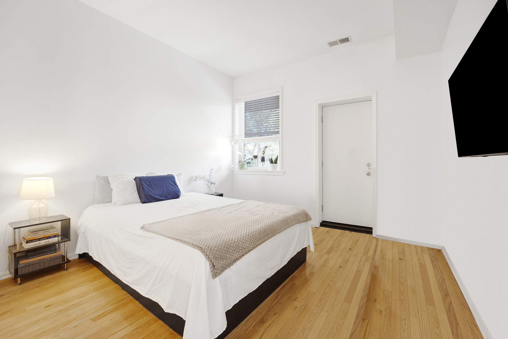 4619 N MAGNOLIA Avenue Unit: 3