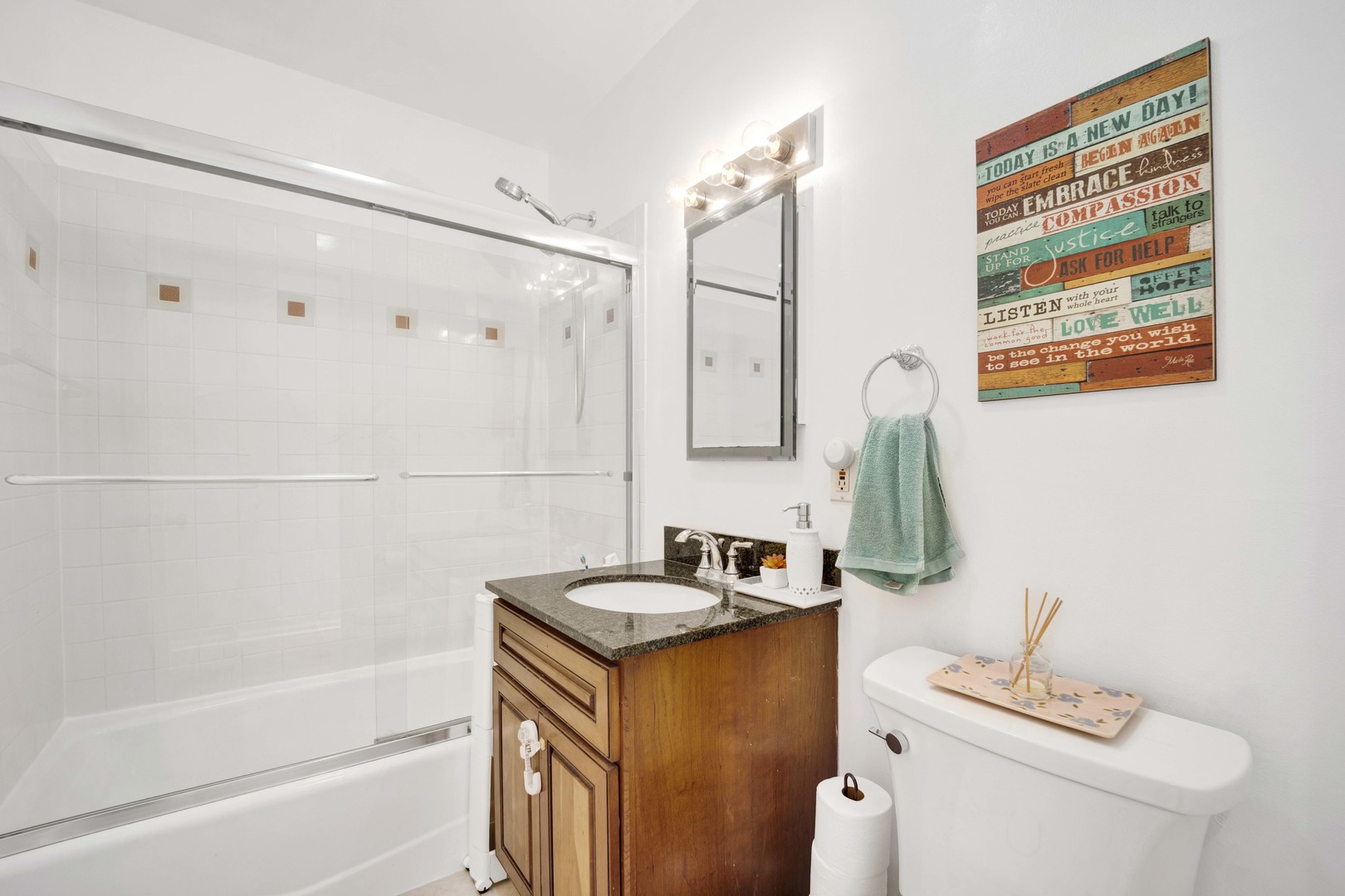 4619 N MAGNOLIA Avenue Unit: 3