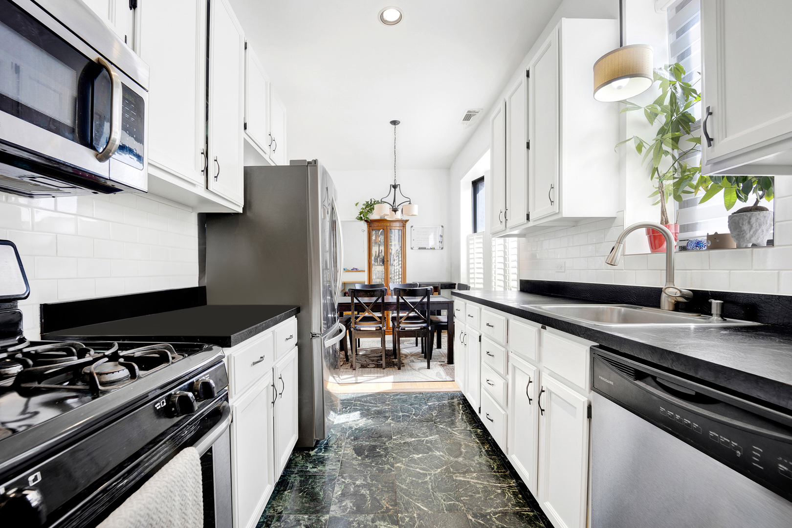 4619 N MAGNOLIA Avenue Unit: 3
