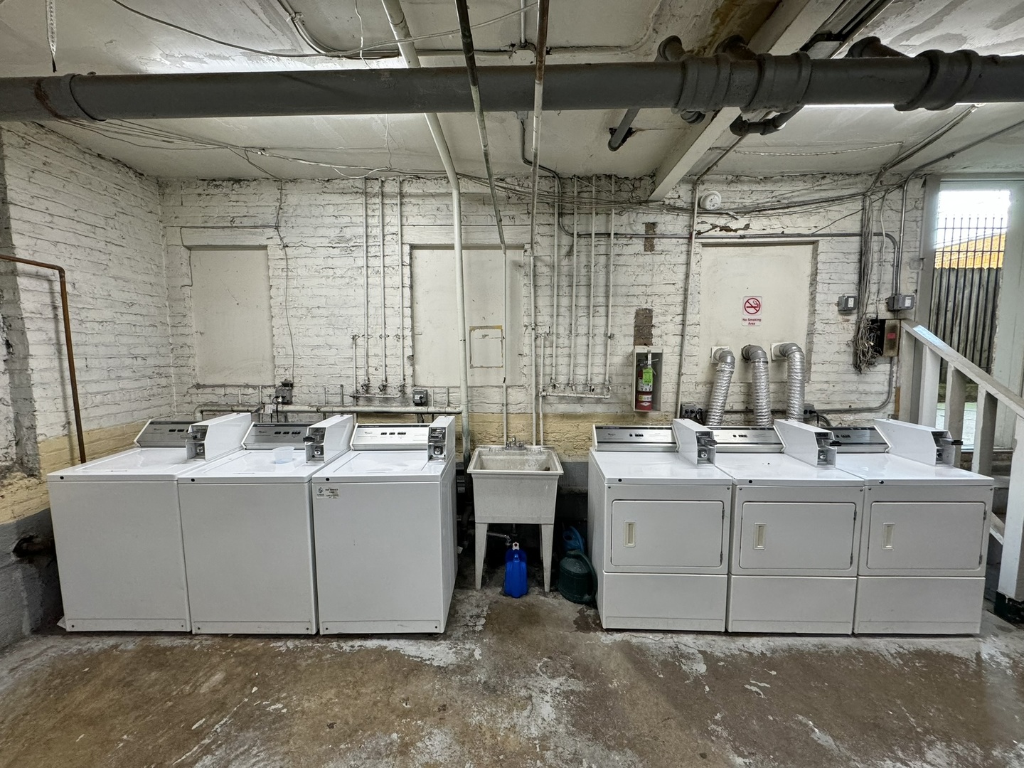 6446 N Claremont Avenue Unit: 3