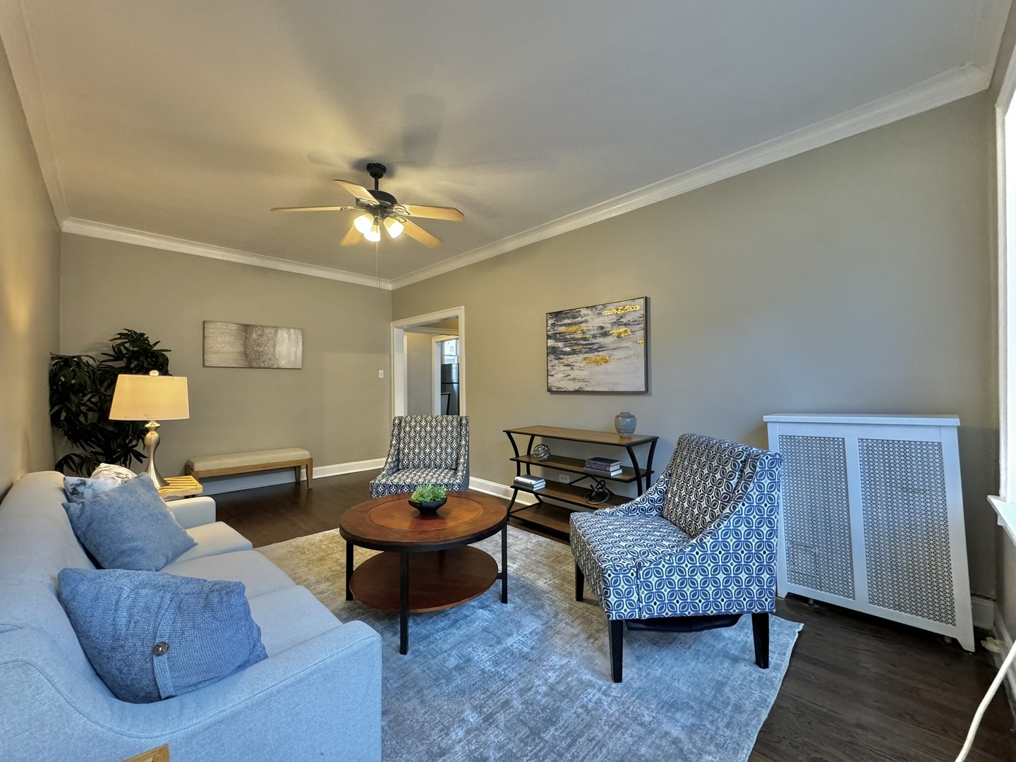 6446 N Claremont Avenue Unit: 3