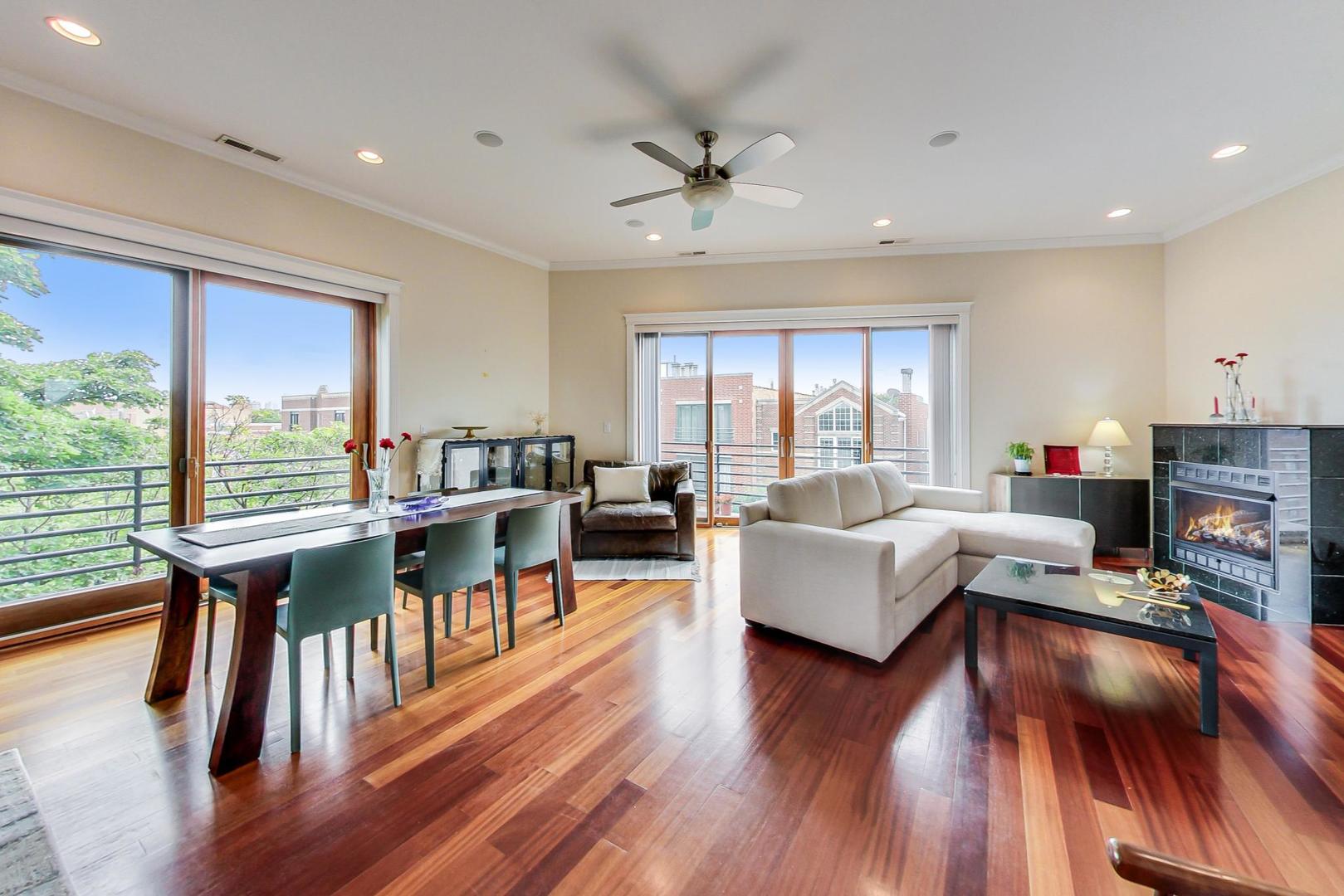 2028 W Belmont Avenue Unit: 4E