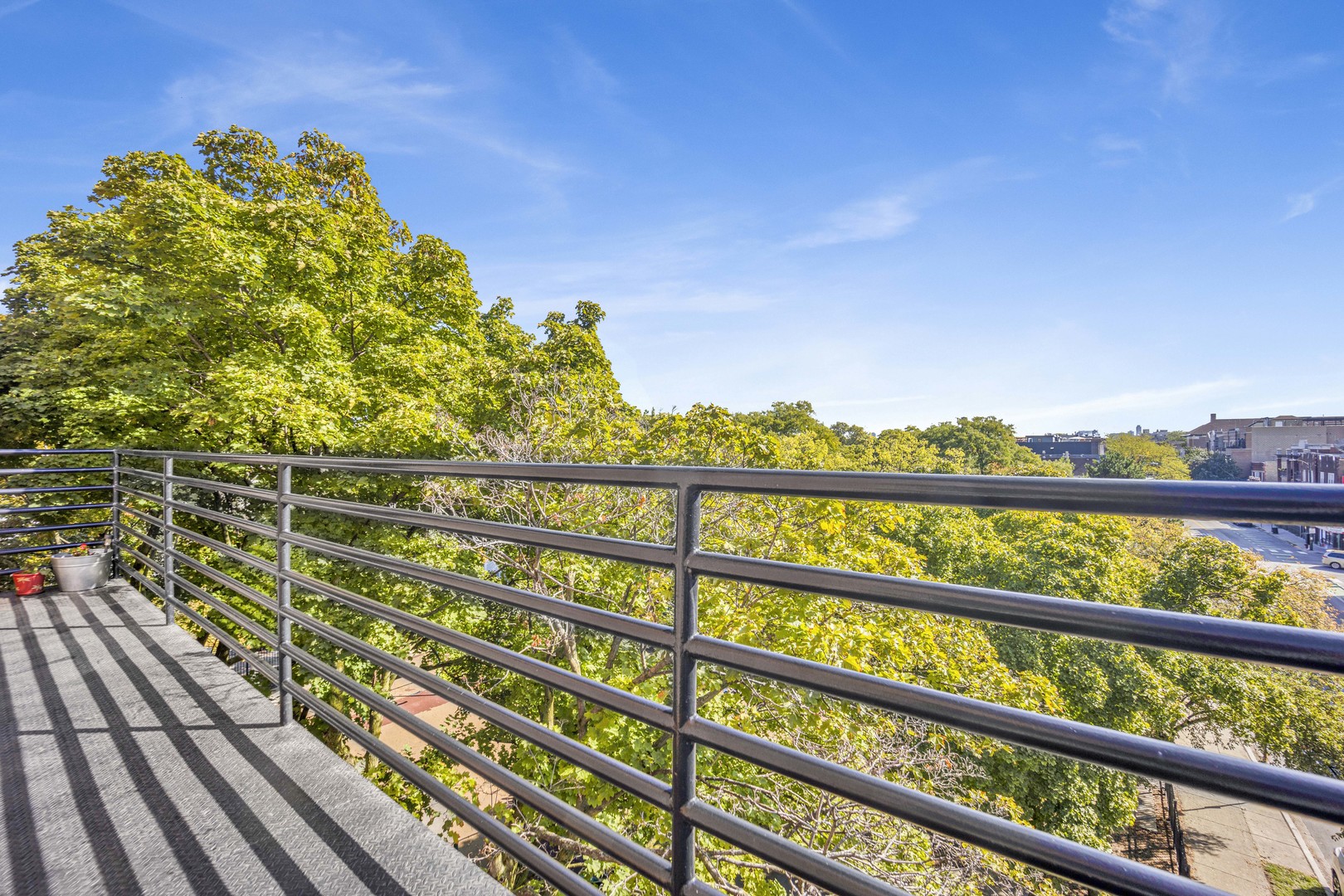 2028 W Belmont Avenue Unit: 4E