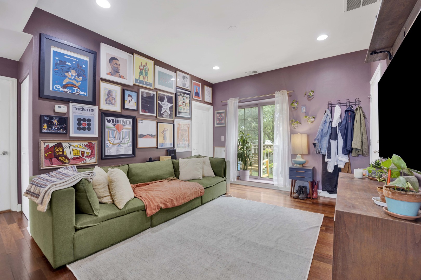3516 N Hamlin Avenue Unit: 3