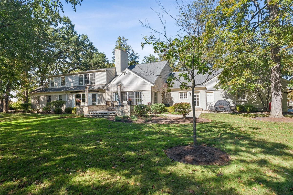 1045 OAK GROVE Lane