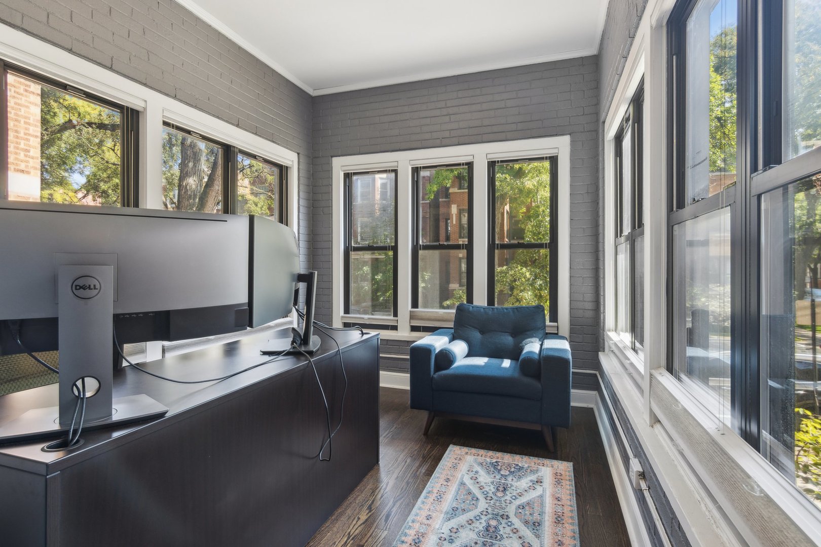 5502 N Glenwood Avenue Unit: 1