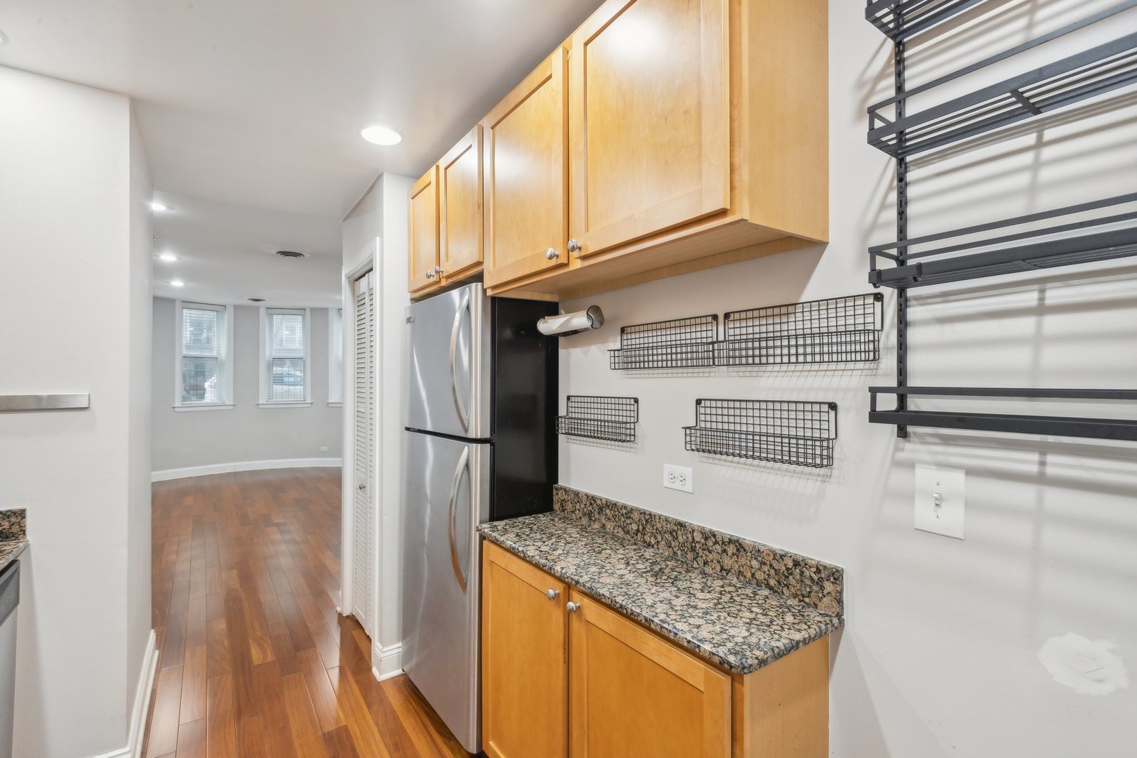4121 N Sheridan Road Unit: GS