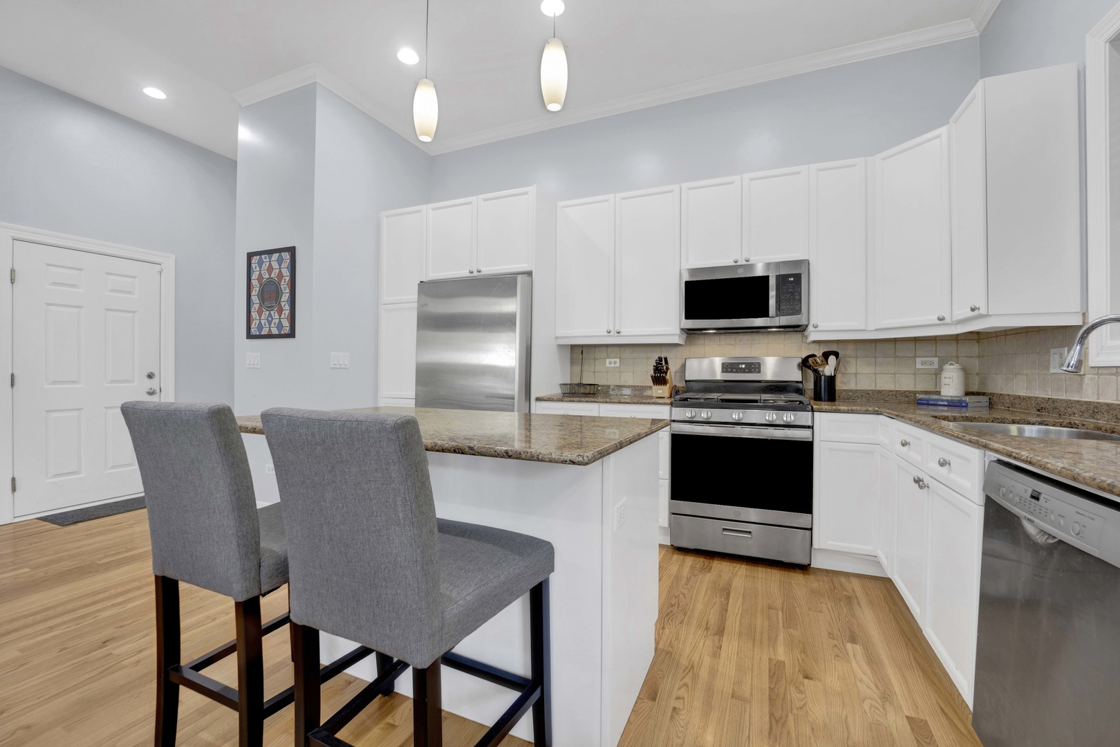 3428 N Ashland Avenue Unit: 1N