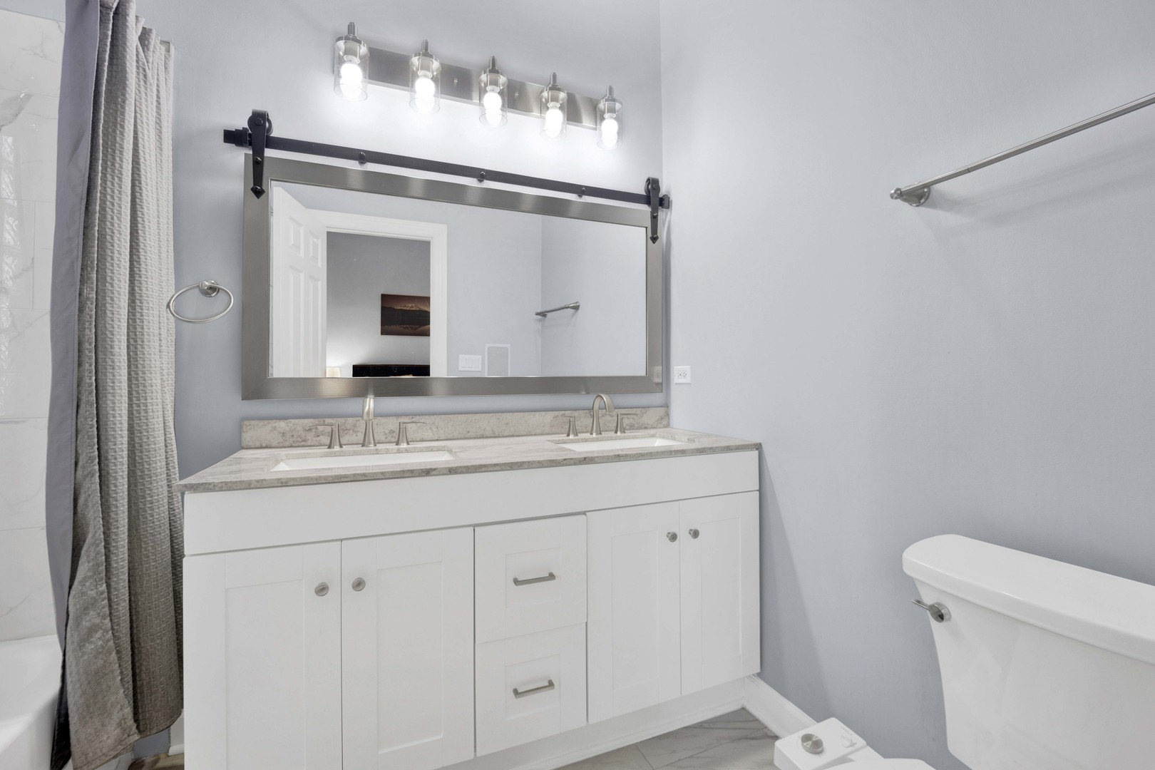 3428 N Ashland Avenue Unit: 1N