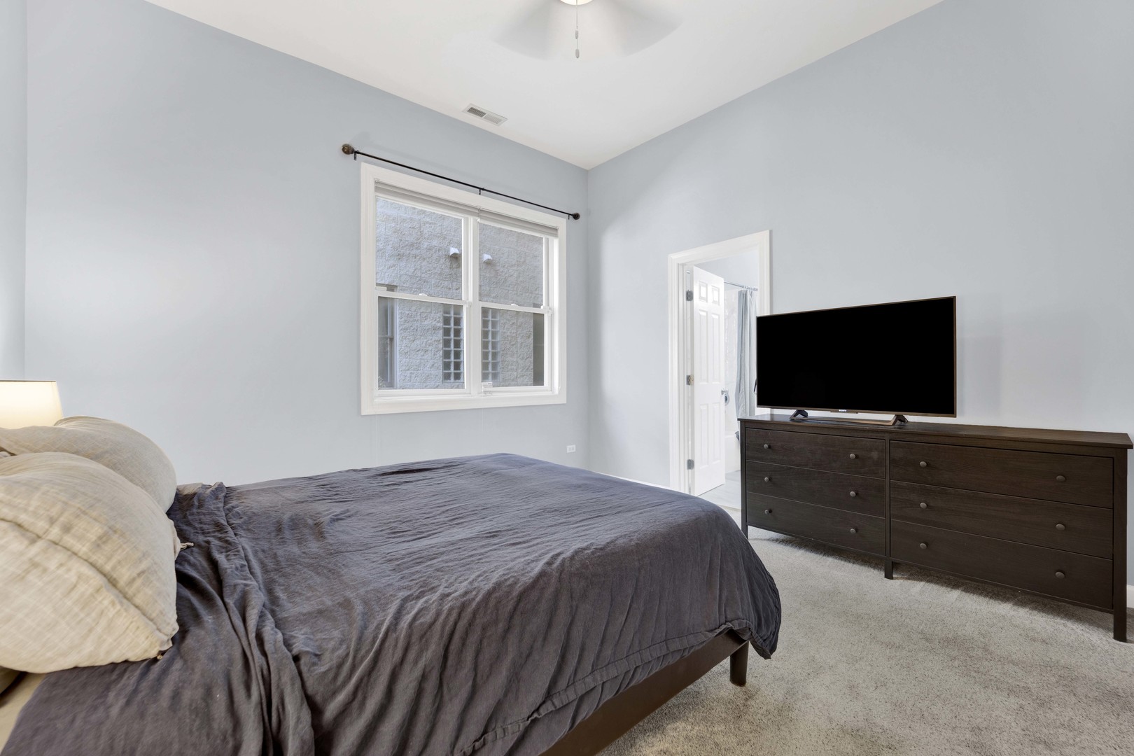 3428 N Ashland Avenue Unit: 1N