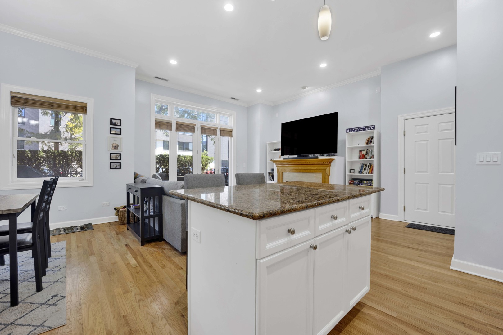 3428 N Ashland Avenue Unit: 1N