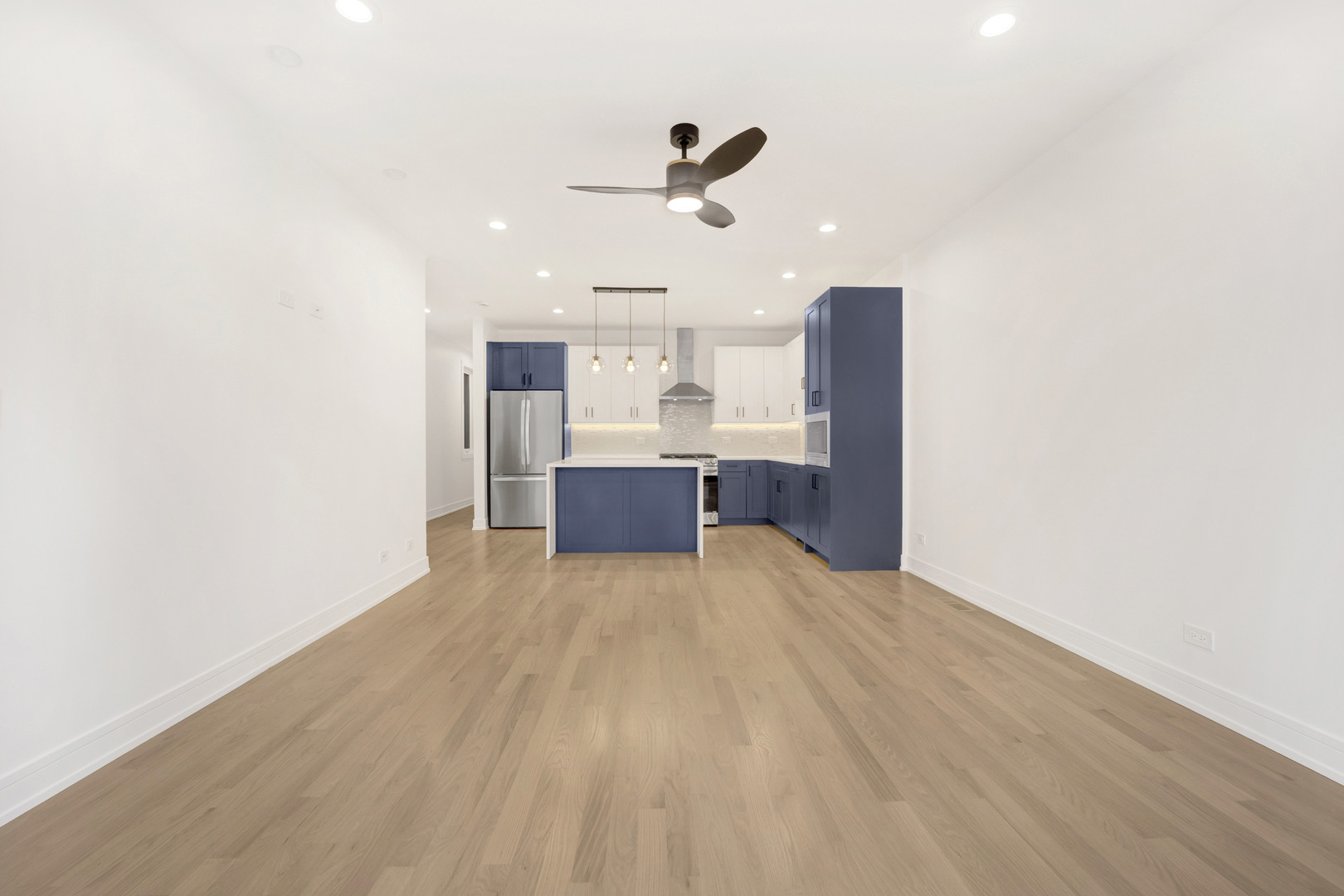 855 N Francisco Avenue Unit: 1