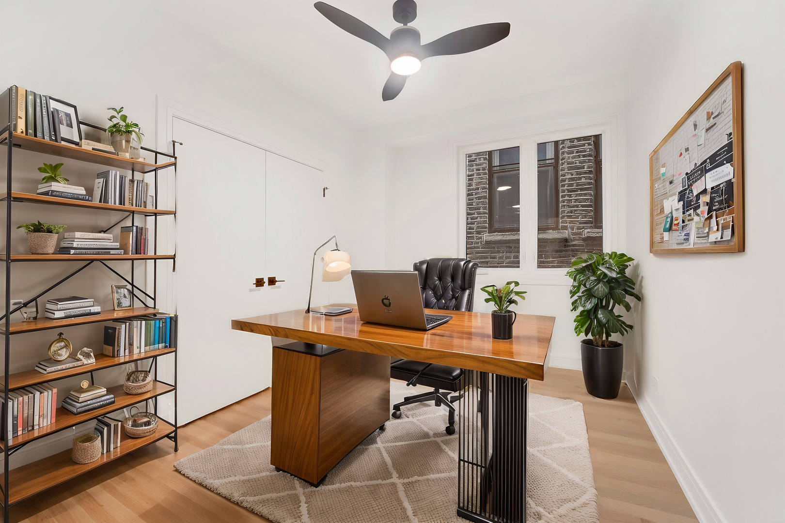 855 N Francisco Avenue Unit: 1