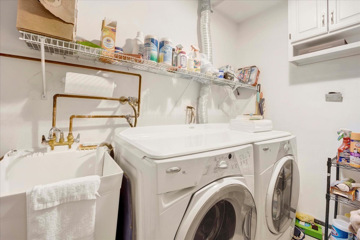 911 W Wrightwood Avenue Unit: 1