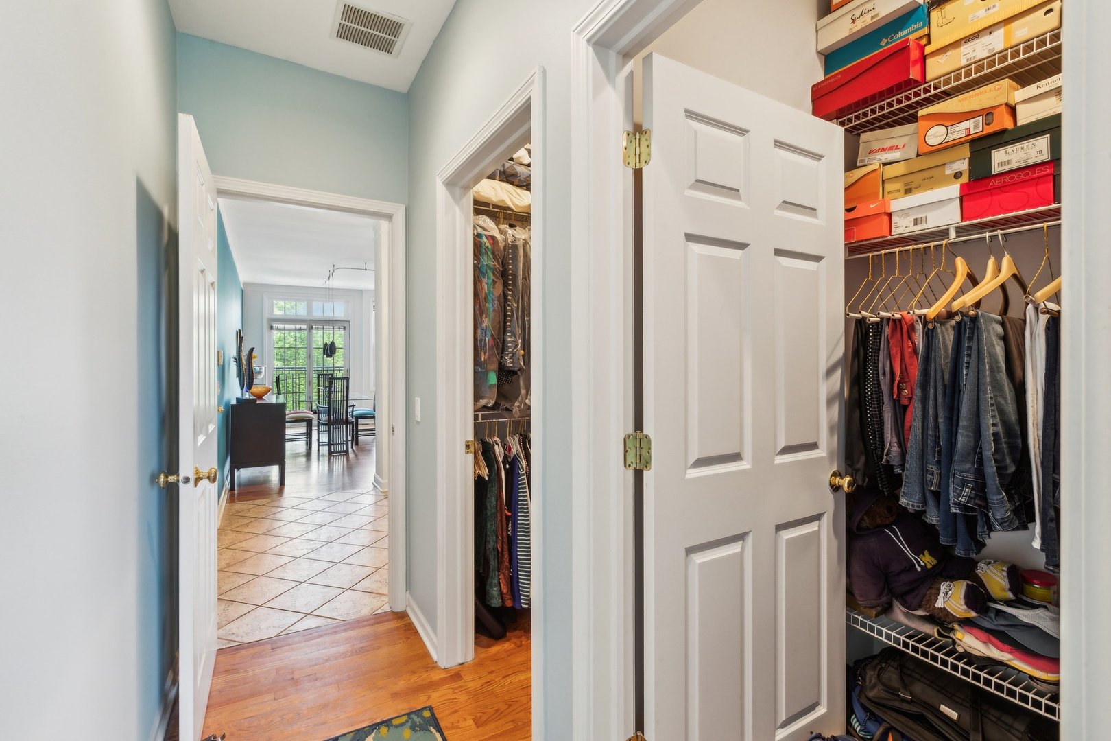 3845 N Ashland Avenue Unit: 4E