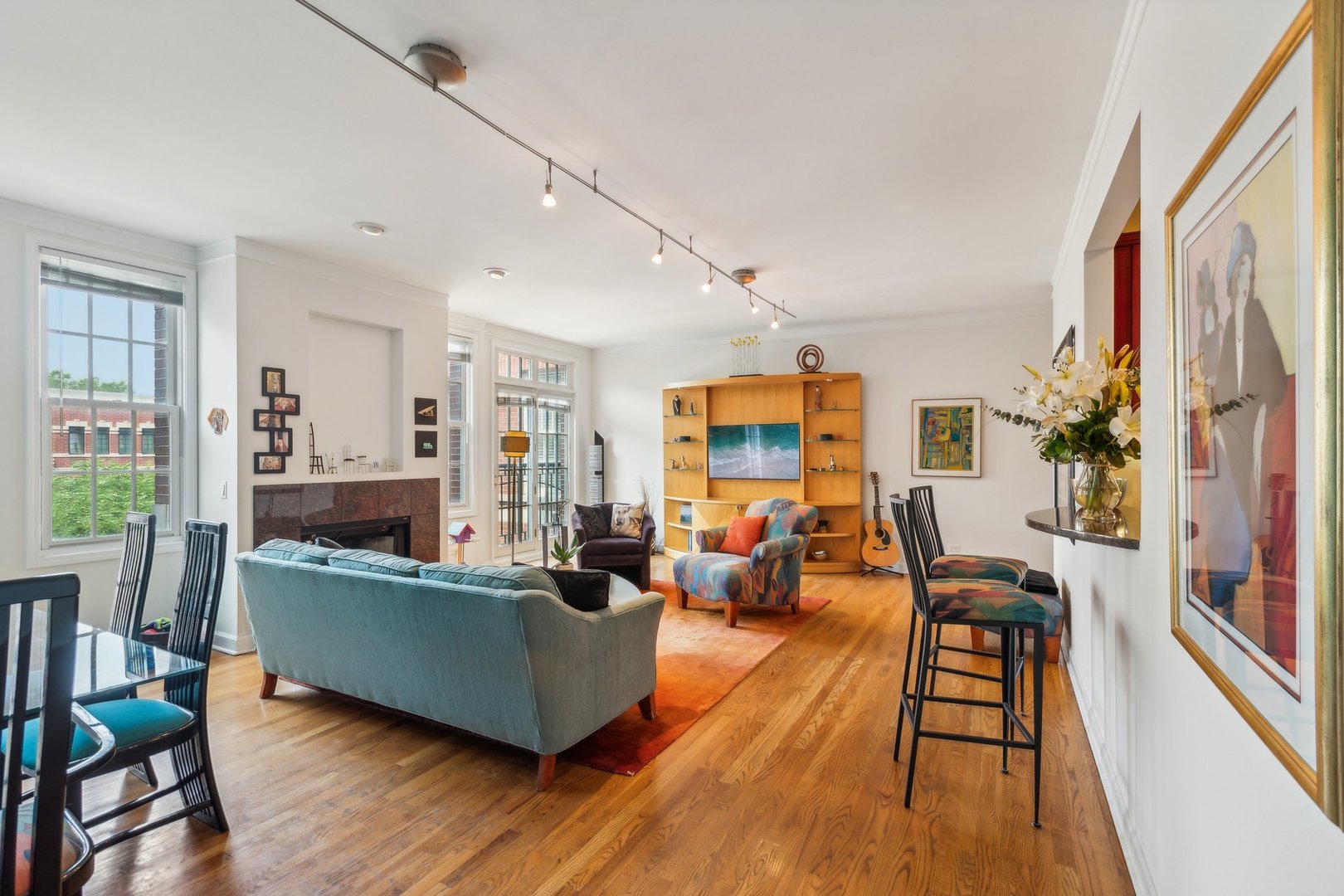 3845 N Ashland Avenue Unit: 4E