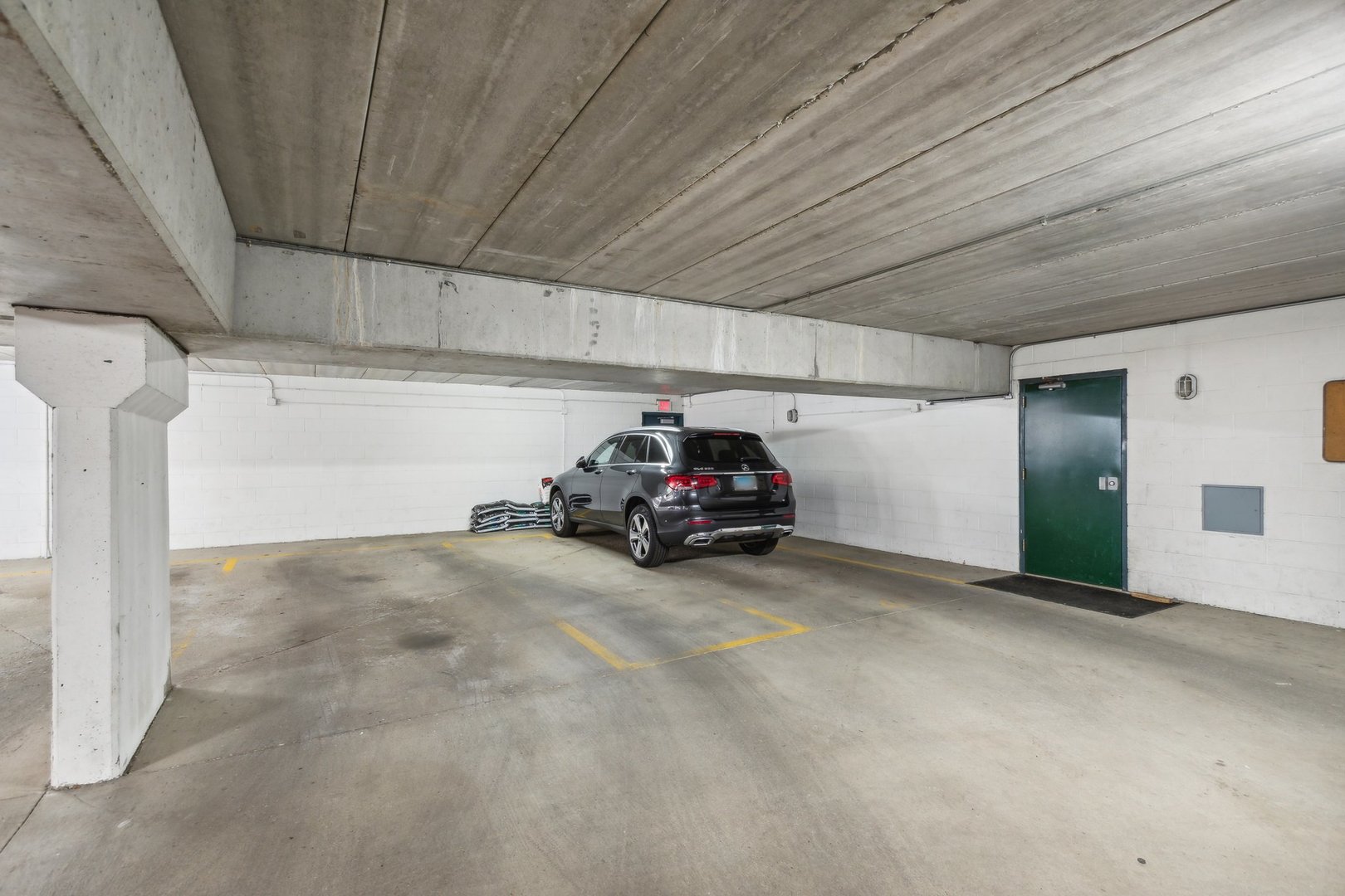 3845 N Ashland Avenue Unit: 4E