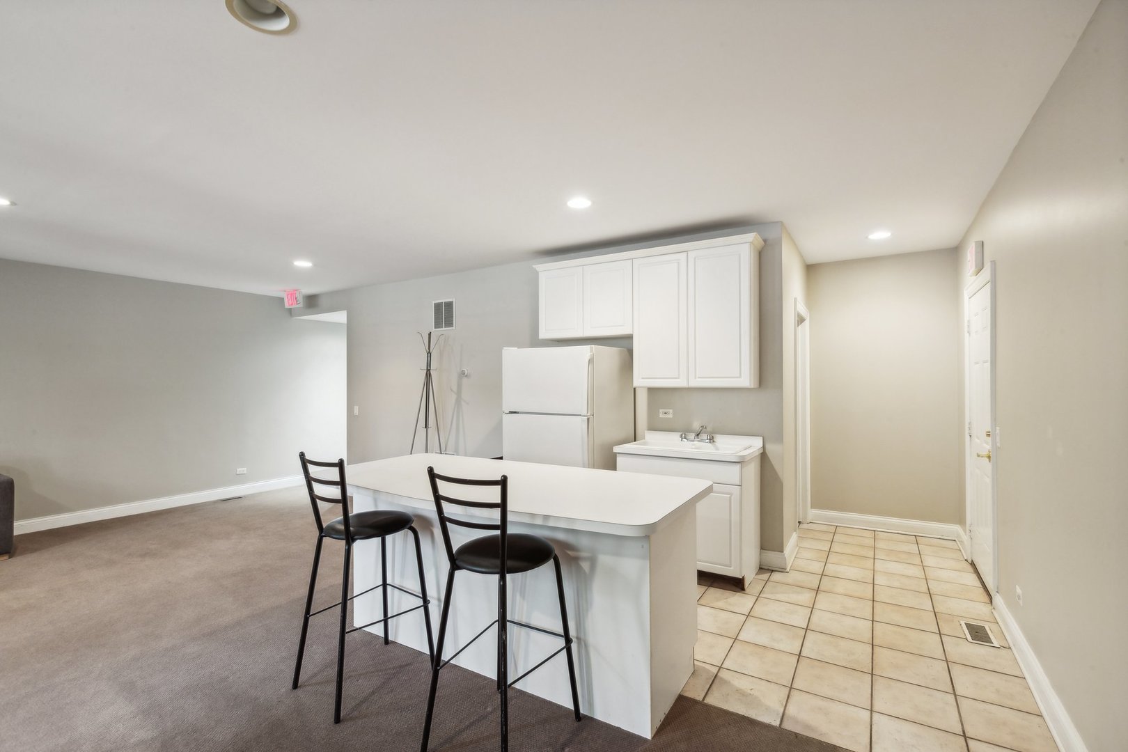 3845 N Ashland Avenue Unit: 4E