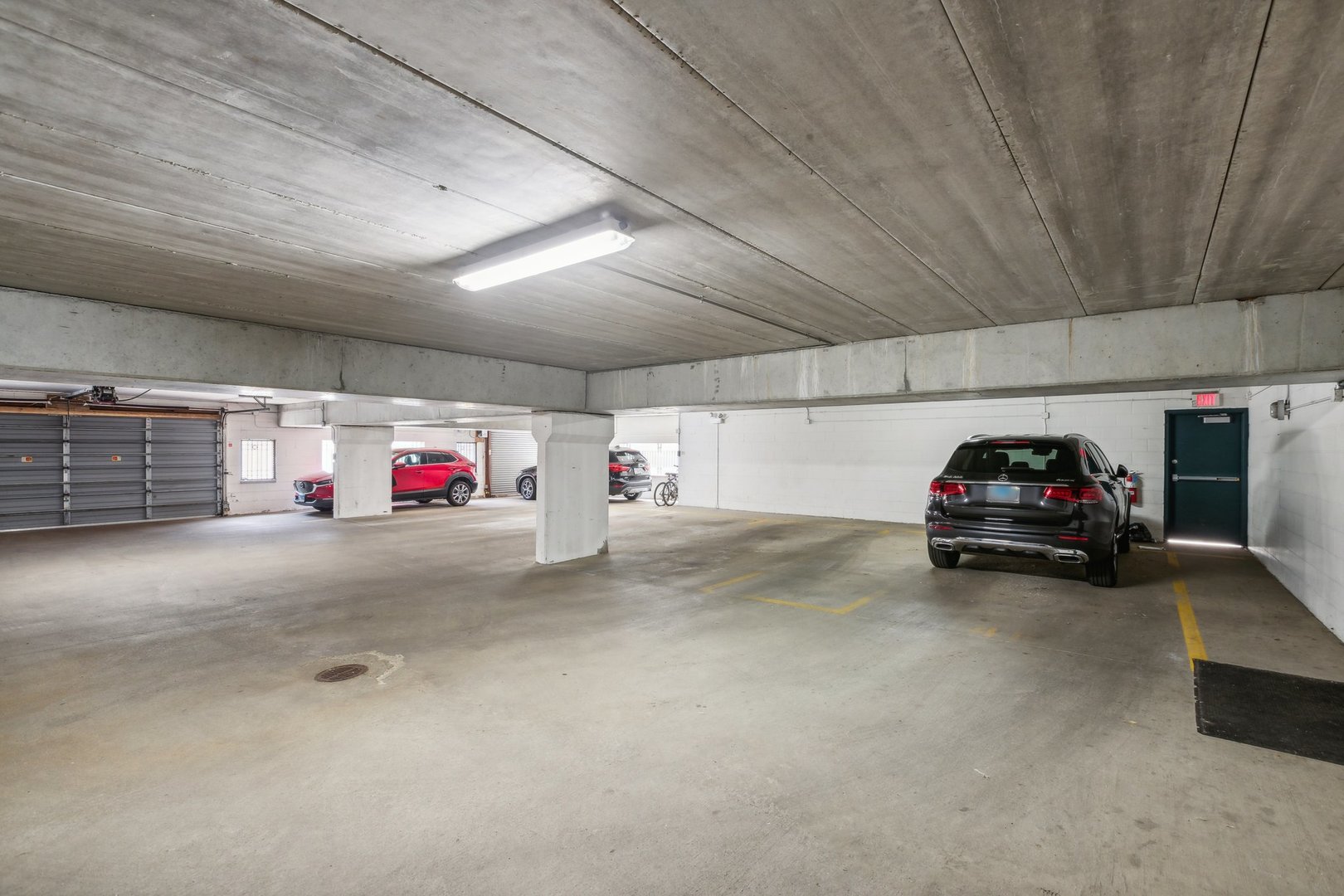 3845 N Ashland Avenue Unit: 4E