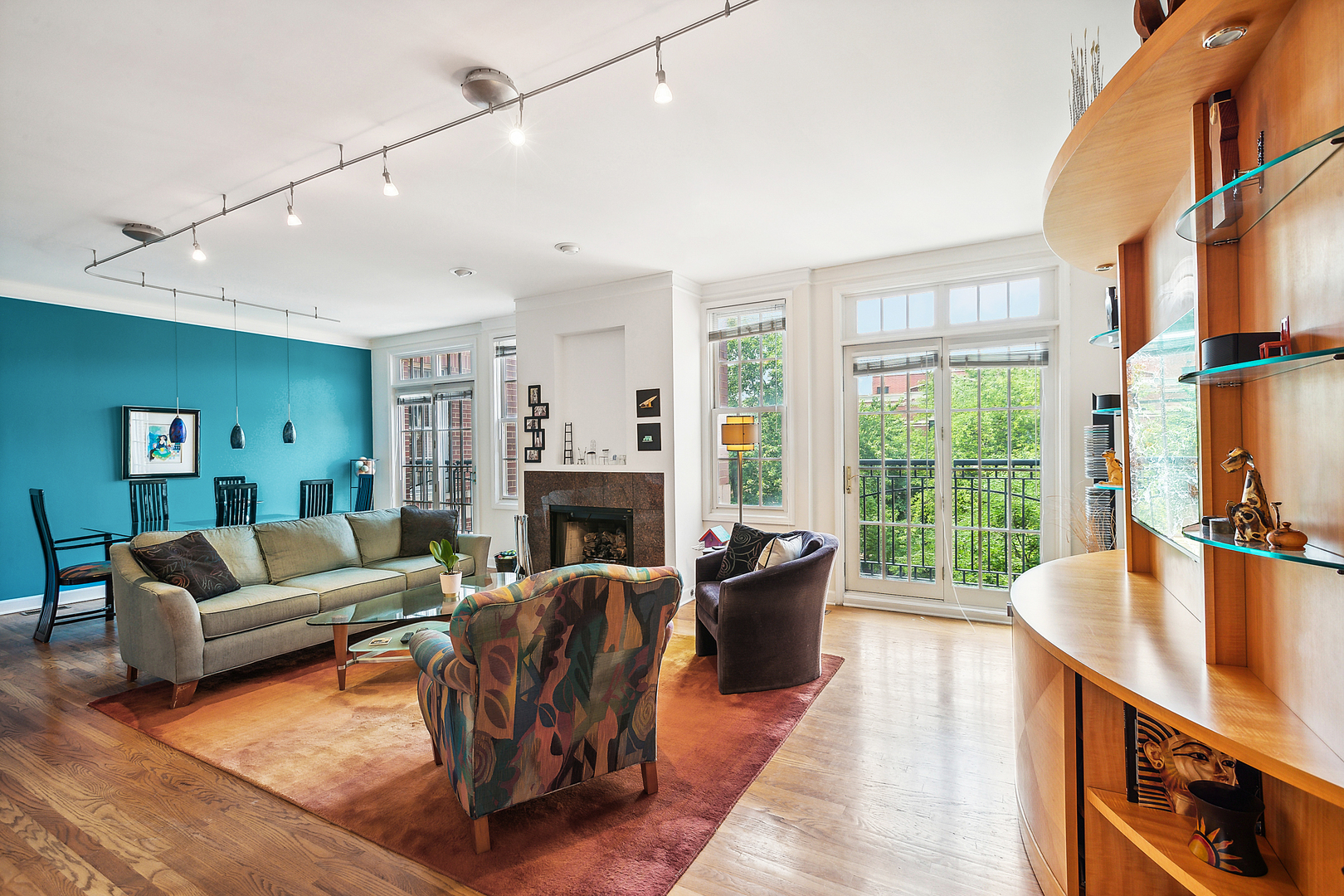 3845 N Ashland Avenue Unit: 4E