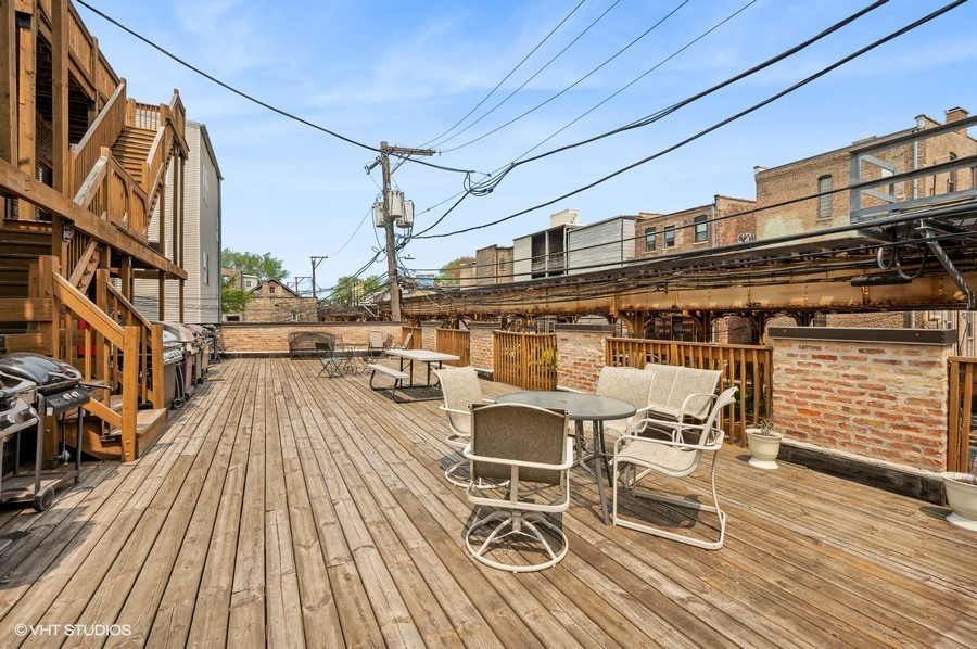 2019 N Sheffield Avenue Unit: 103