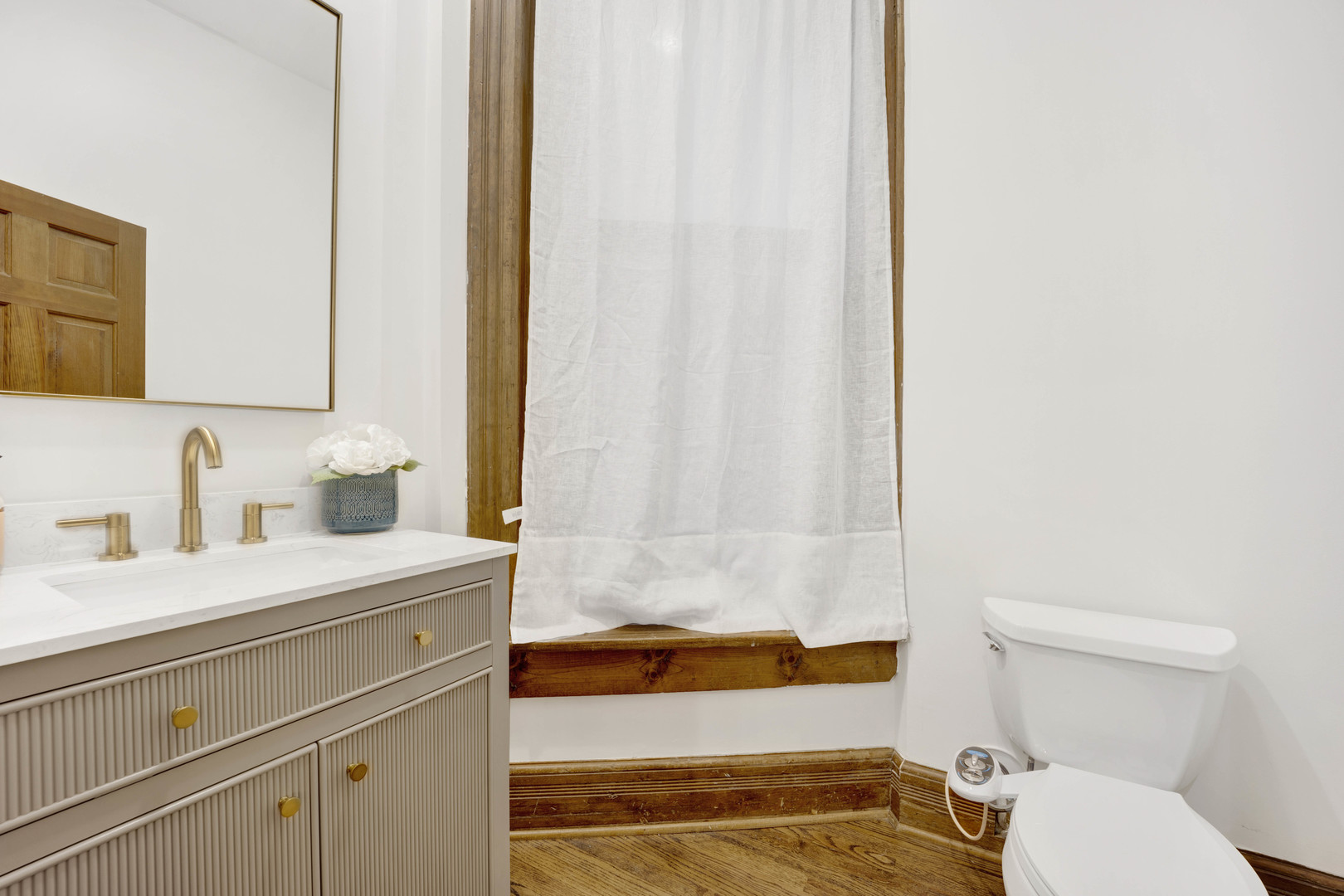 2019 N Sheffield Avenue Unit: 103