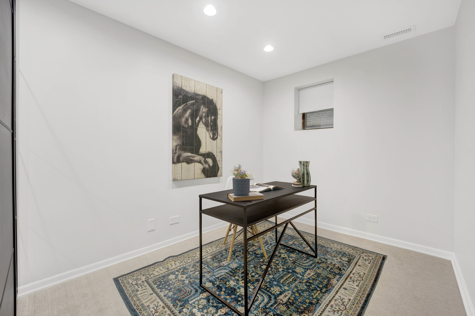 2019 N Sheffield Avenue Unit: 103