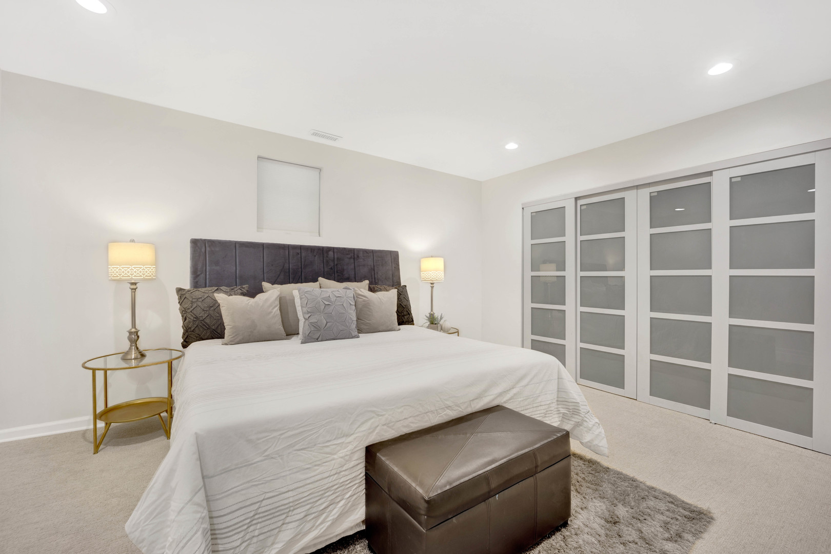 2019 N Sheffield Avenue Unit: 103