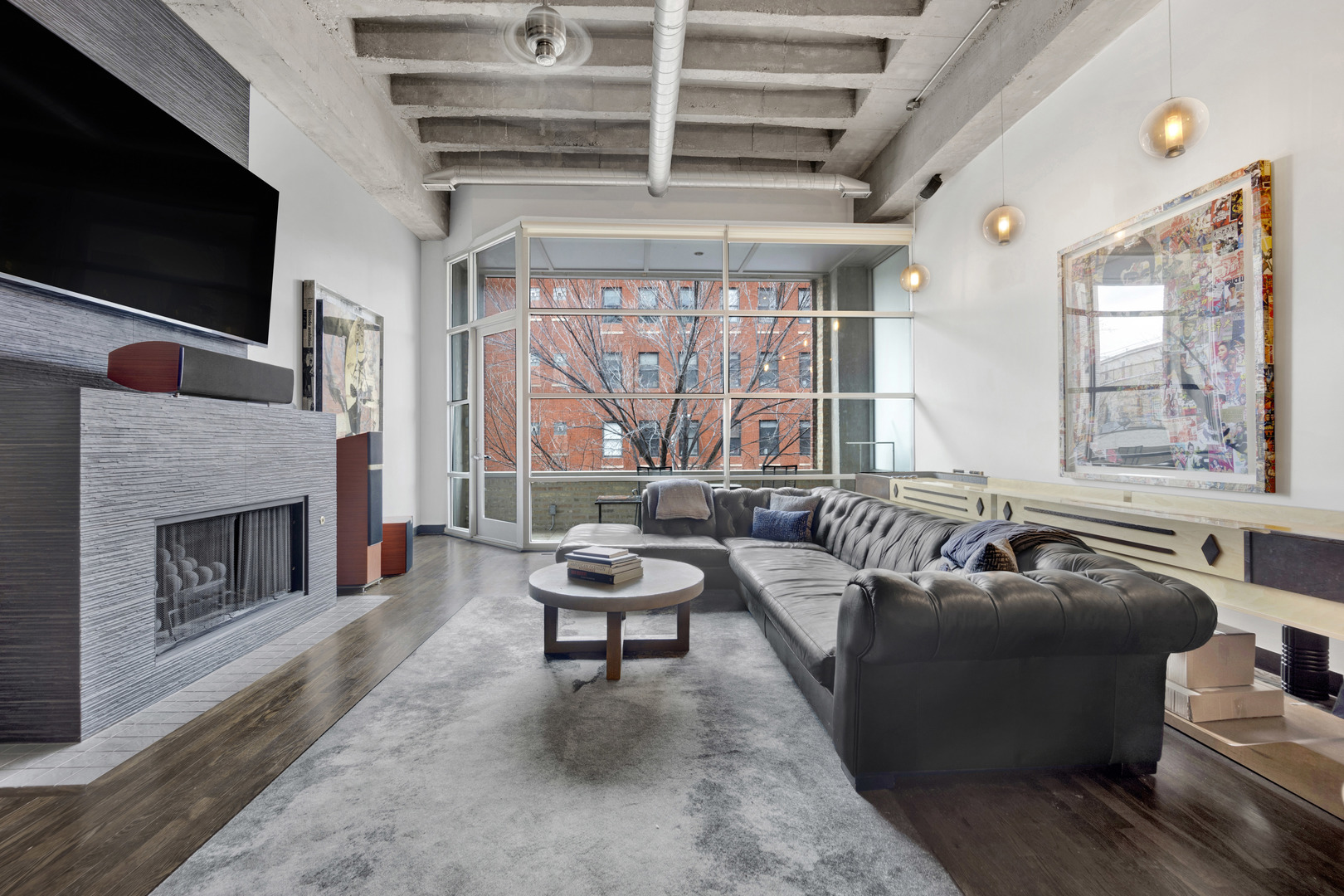 1725 W Division Street Unit: 201