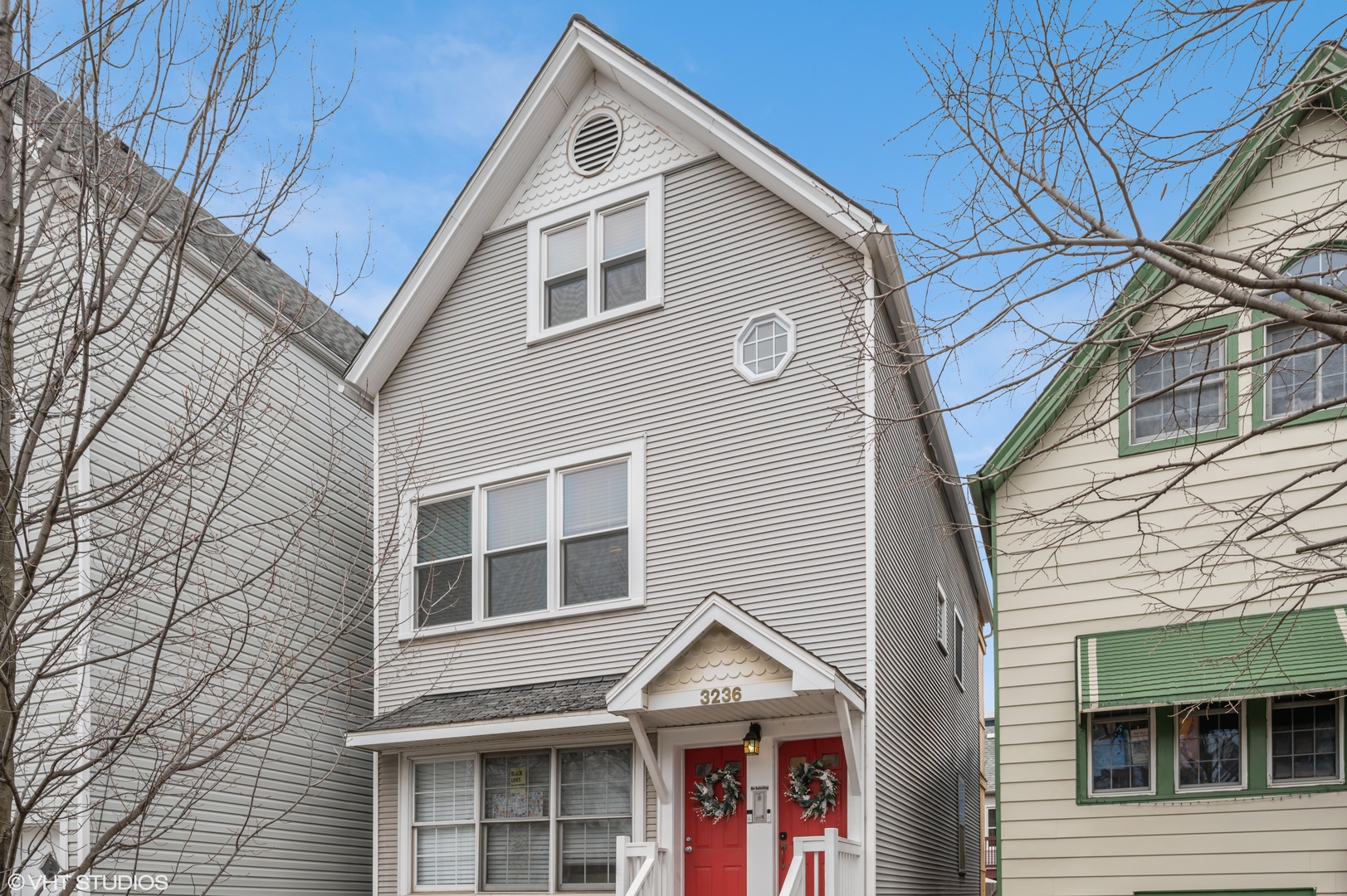 3236 N Leavitt Street Unit: 2