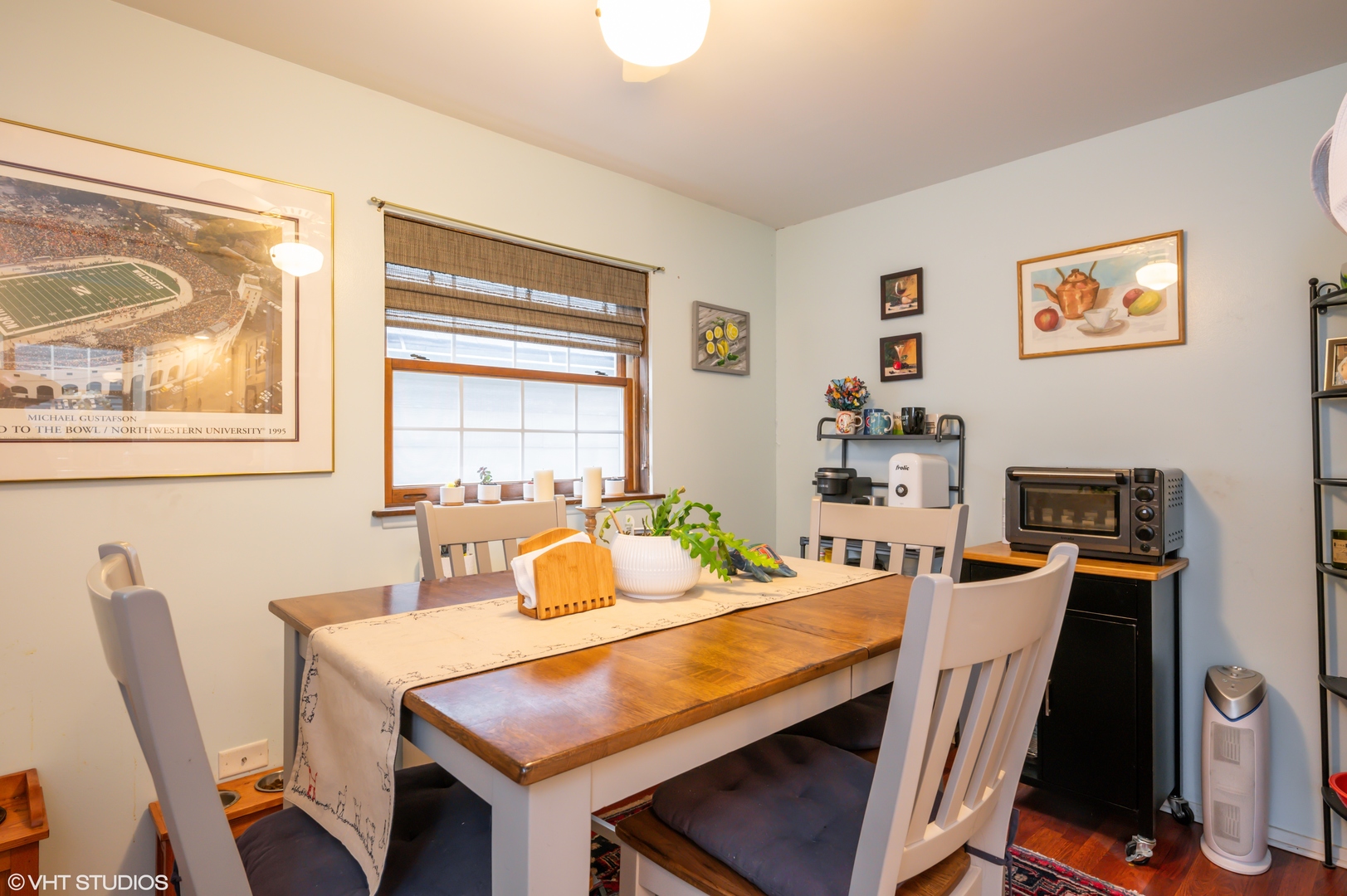 3236 N Leavitt Street Unit: 2