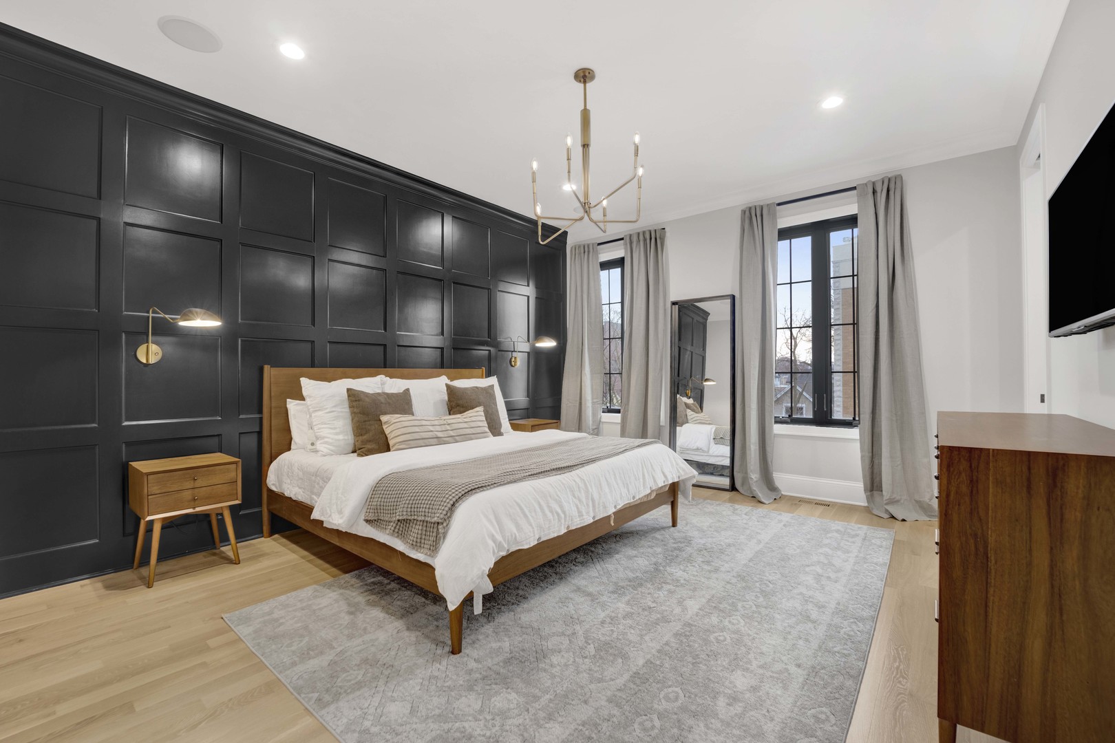 2254 W ROSCOE Street Unit: 2